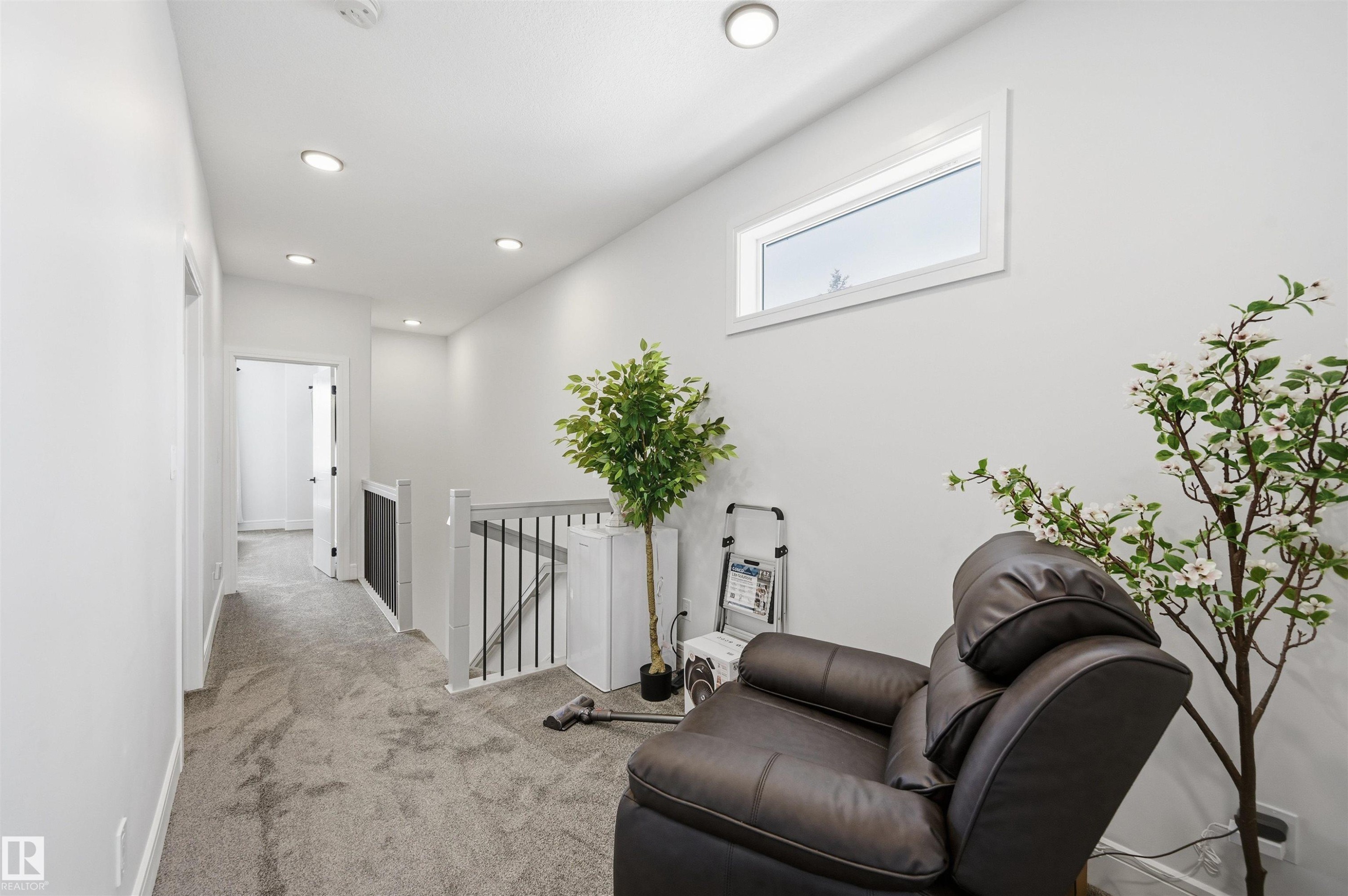 10909 151 Street, Edmonton, AB - Indoor Photo Showing Other Room