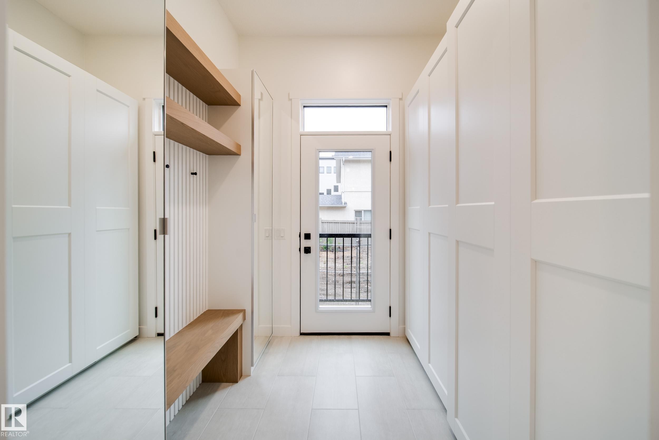 40A Valleyview Crescent, Edmonton, AB - Indoor Photo Showing Other Room