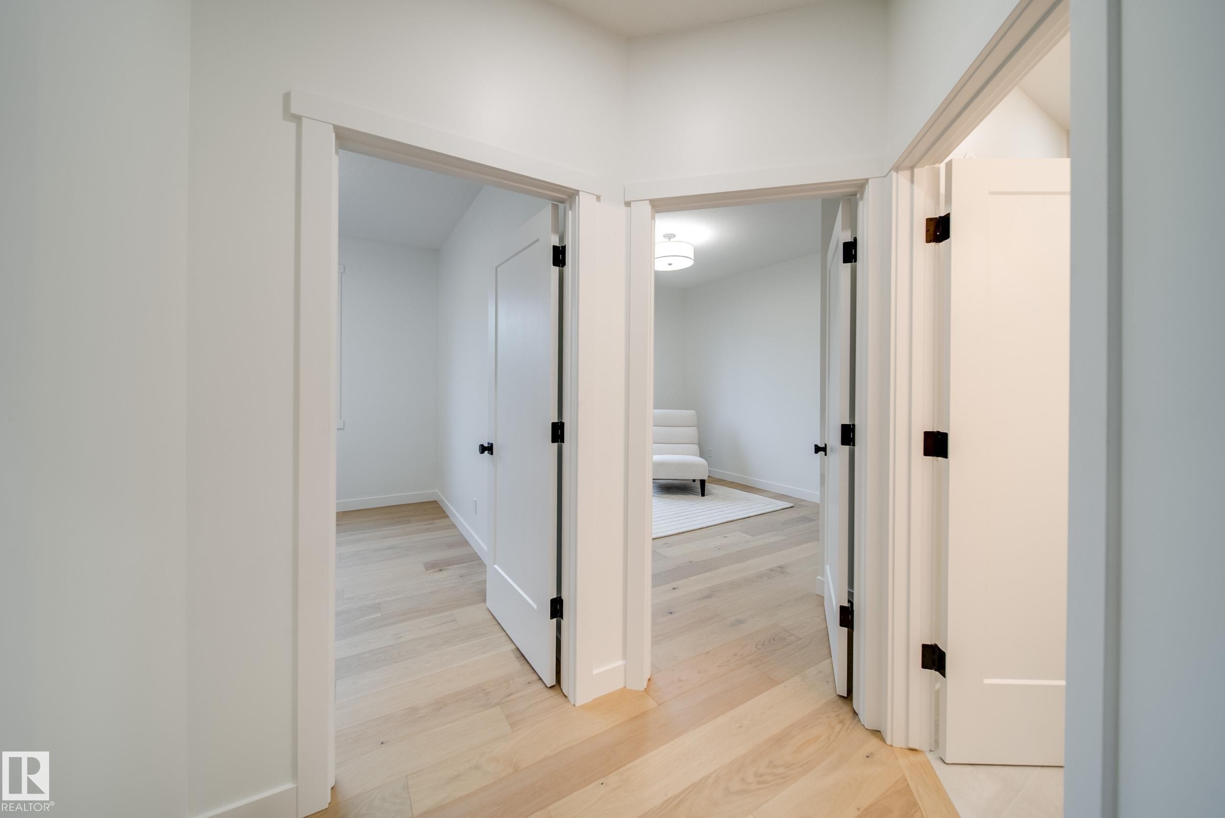 40A Valleyview Crescent, Edmonton, AB - Indoor Photo Showing Other Room