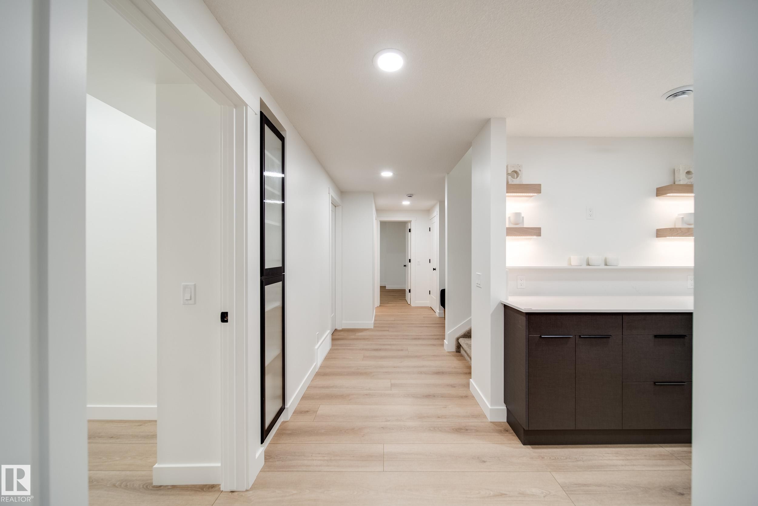 40A Valleyview Crescent, Edmonton, AB - Indoor Photo Showing Other Room