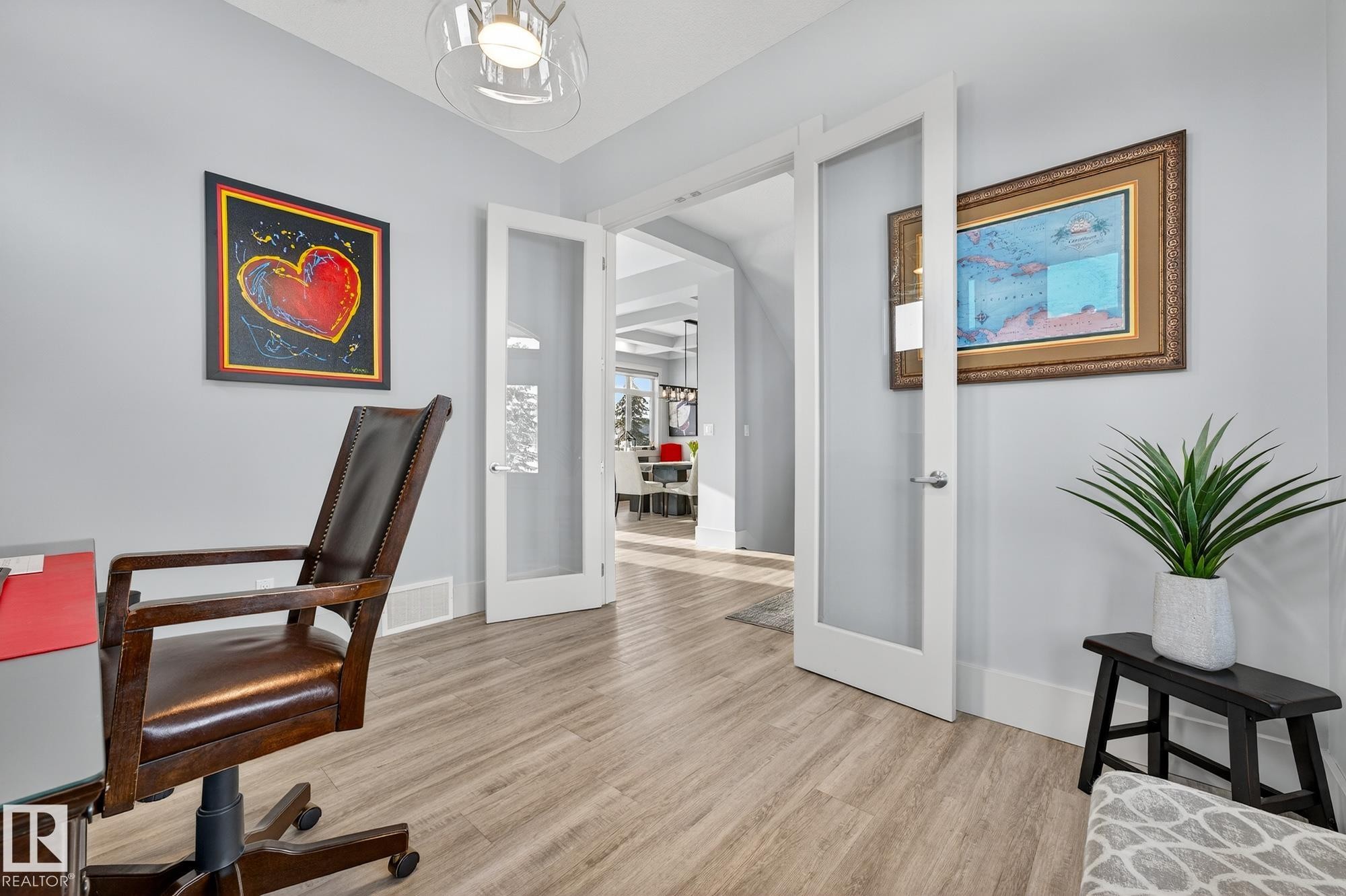 4001 Triomphe Boulevard, Beaumont, AB - Indoor