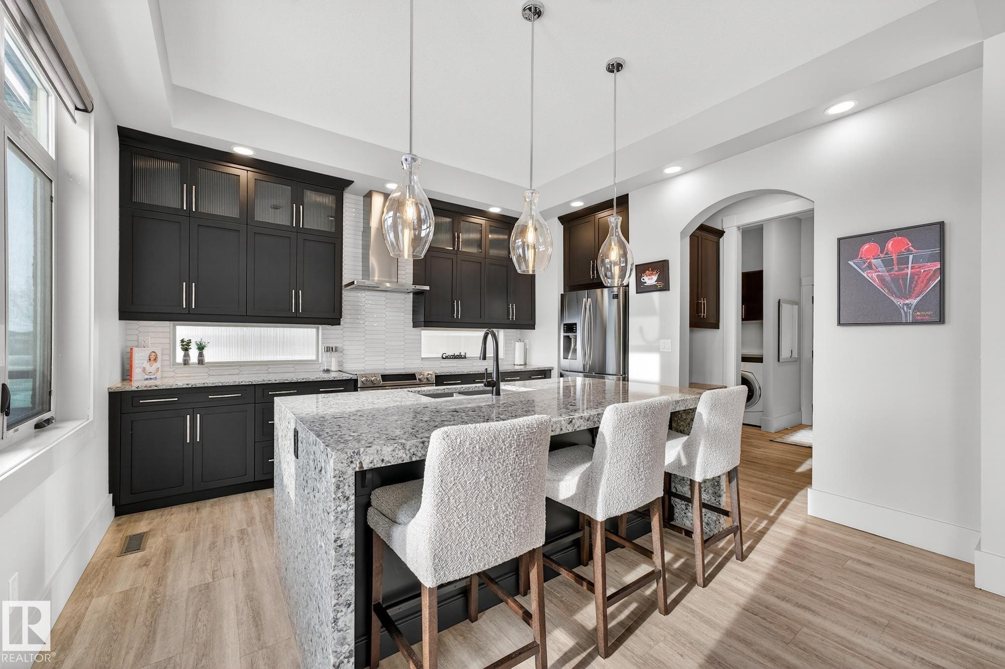 4001 Triomphe Boulevard, Beaumont, AB - Indoor