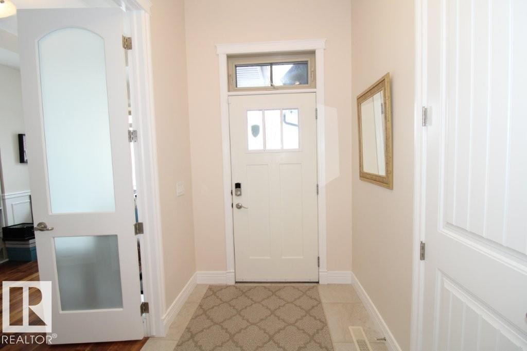 176 Ambleside Drive, Edmonton, AB - Indoor Photo Showing Other Room