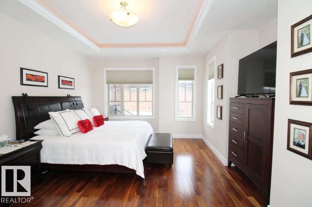 176 Ambleside Drive, Edmonton, AB - Indoor Photo Showing Bedroom