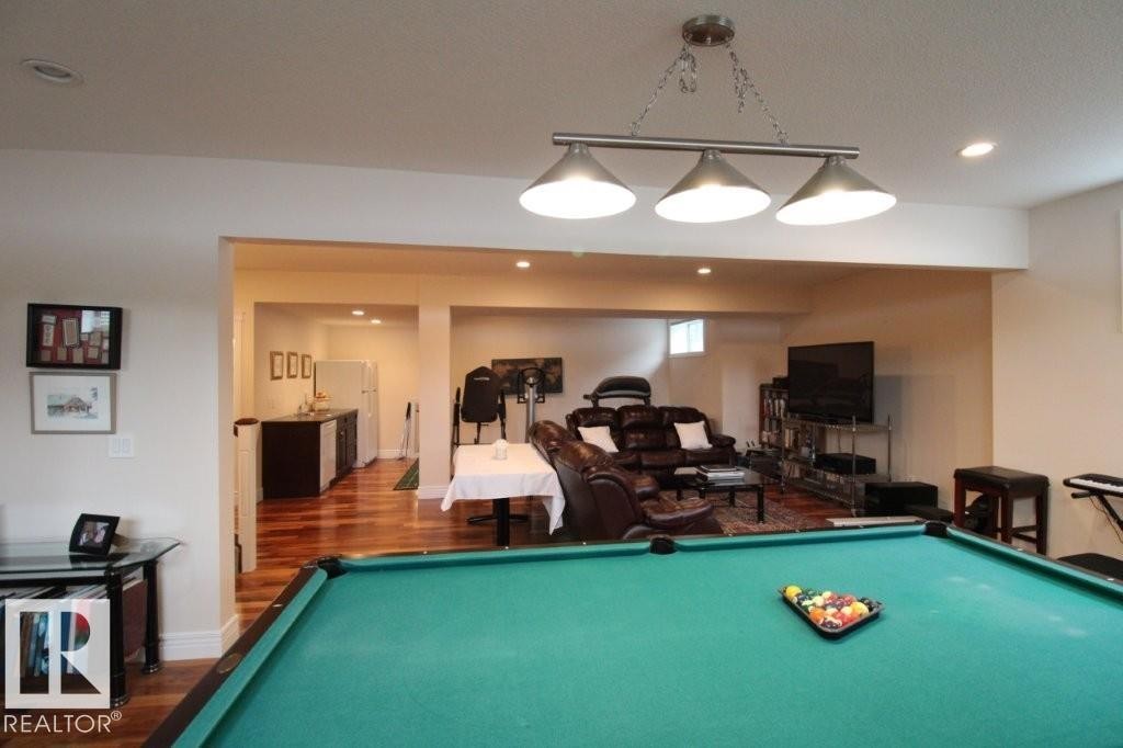 176 Ambleside Drive, Edmonton, AB - Indoor Photo Showing Other Room