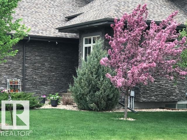 176 Ambleside Drive, Edmonton, AB - Outdoor