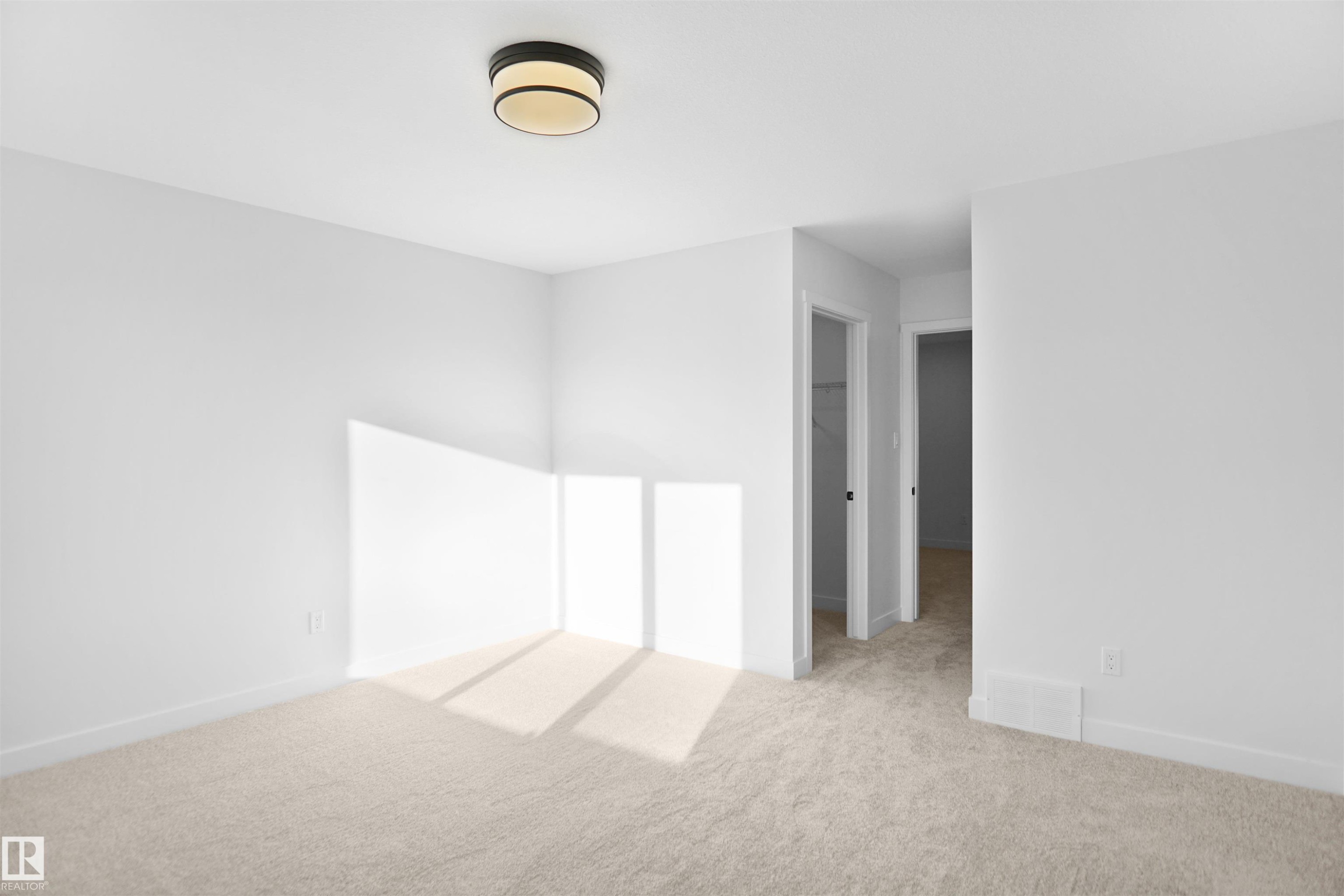 251 Falcon Crescent, Leduc, AB - Indoor Photo Showing Other Room