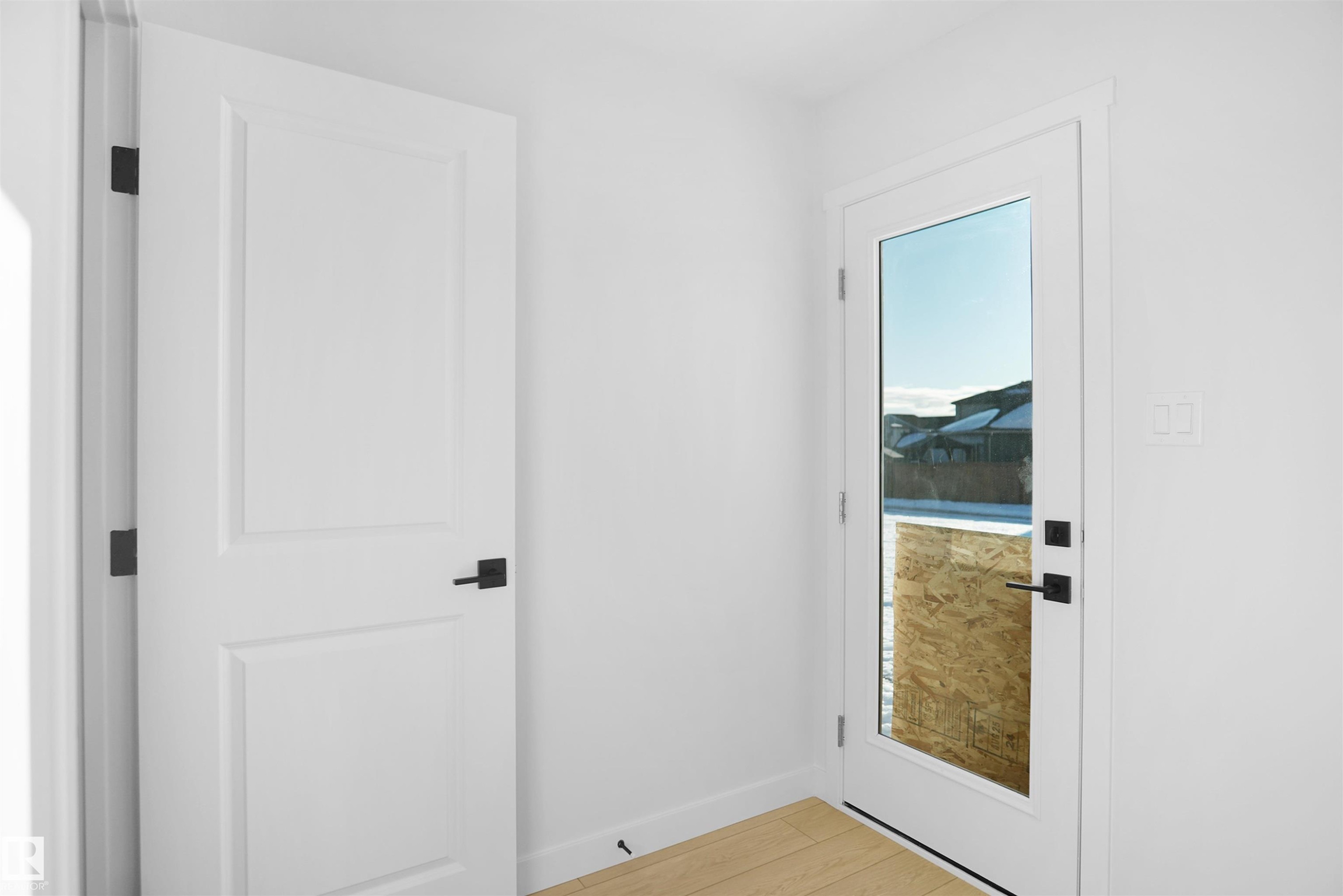 261 Falcon Crescent, Leduc, AB - Indoor Photo Showing Other Room