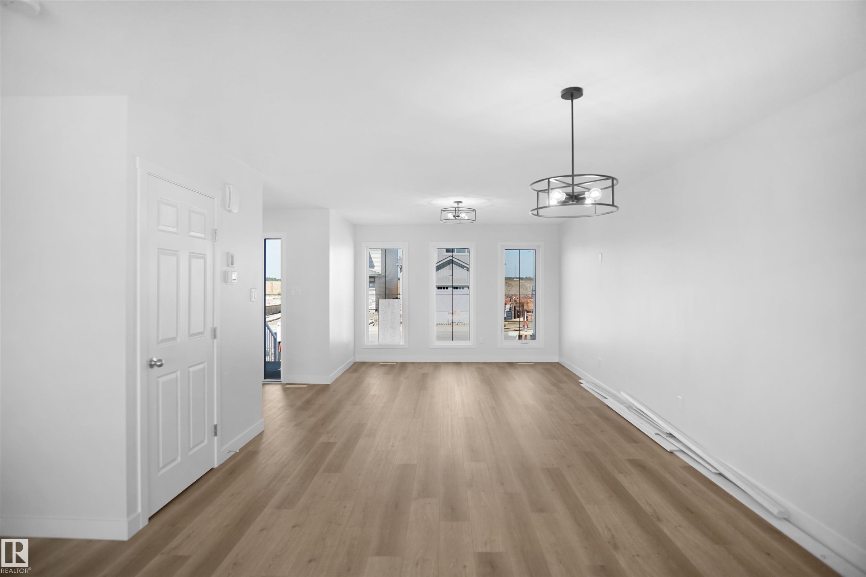 263 Falcon Crescent, Leduc, AB - Indoor Photo Showing Other Room
