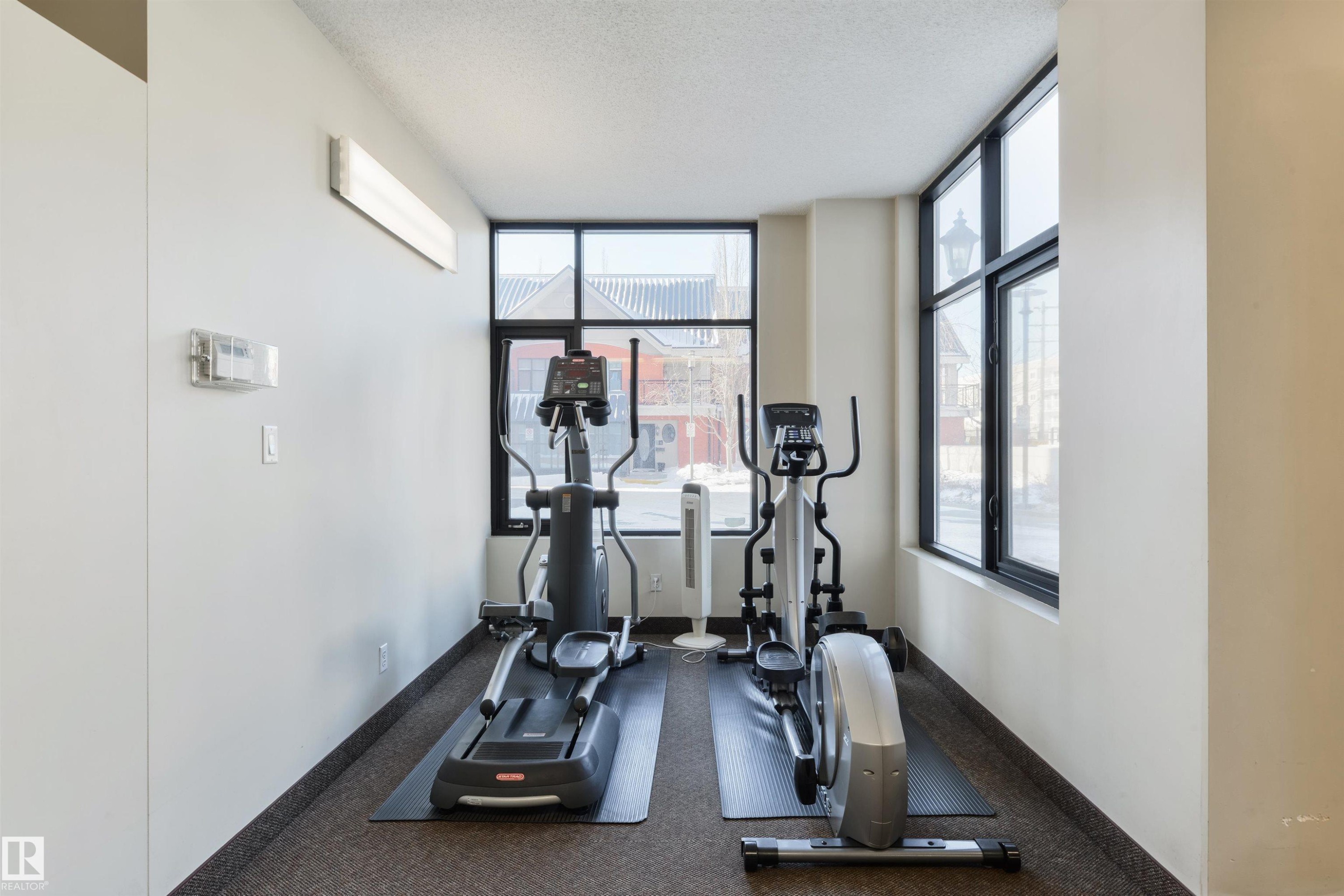 1107 9020 Jasper Avenue, Edmonton, AB - Indoor Photo Showing Gym Room