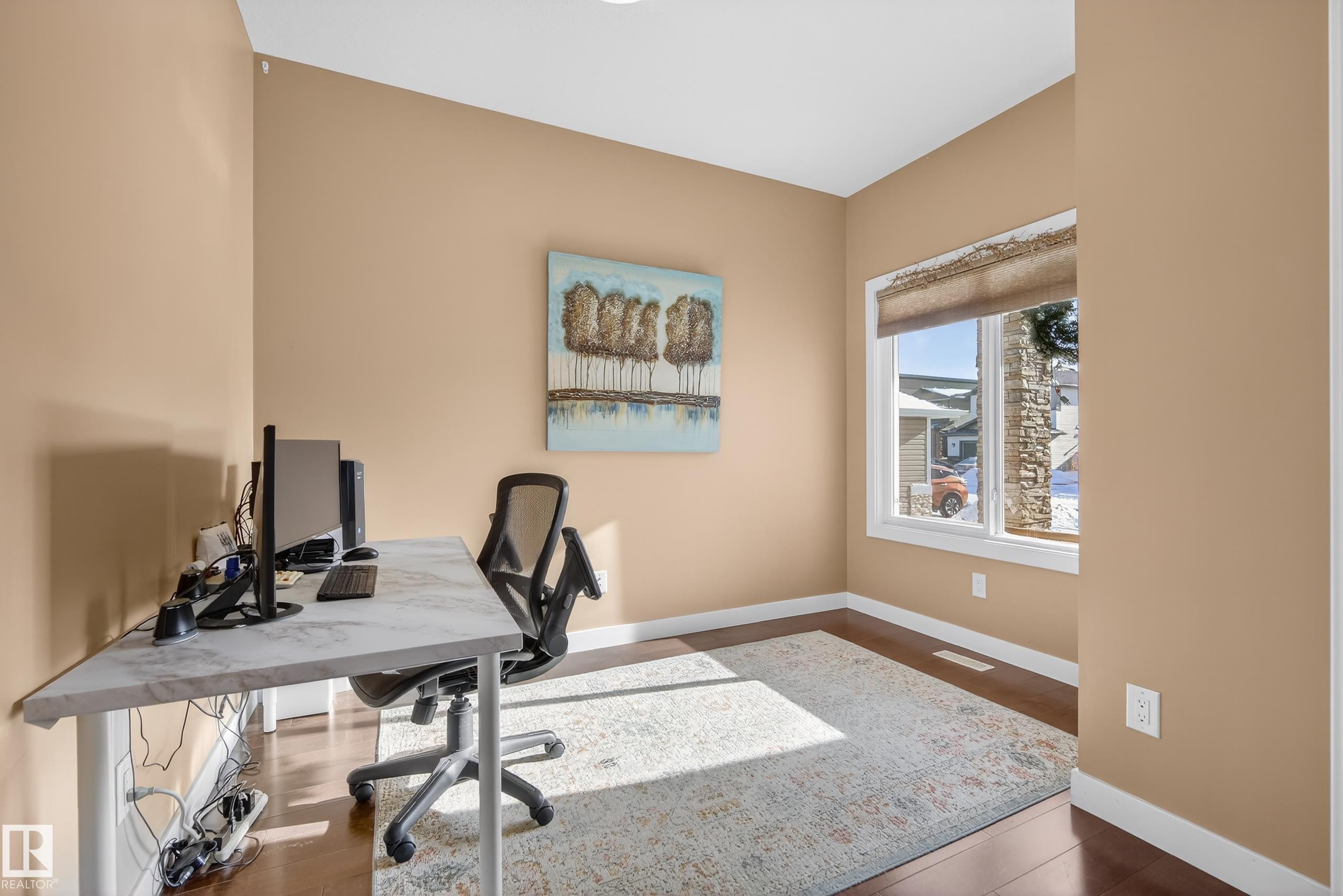90 Hilldowns Drive, Spruce Grove, AB - Indoor Photo Showing Office
