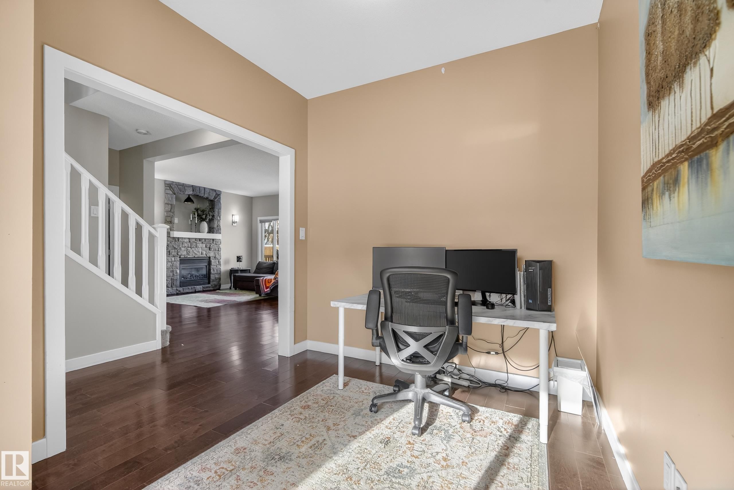 90 Hilldowns Drive, Spruce Grove, AB - Indoor Photo Showing Other Room