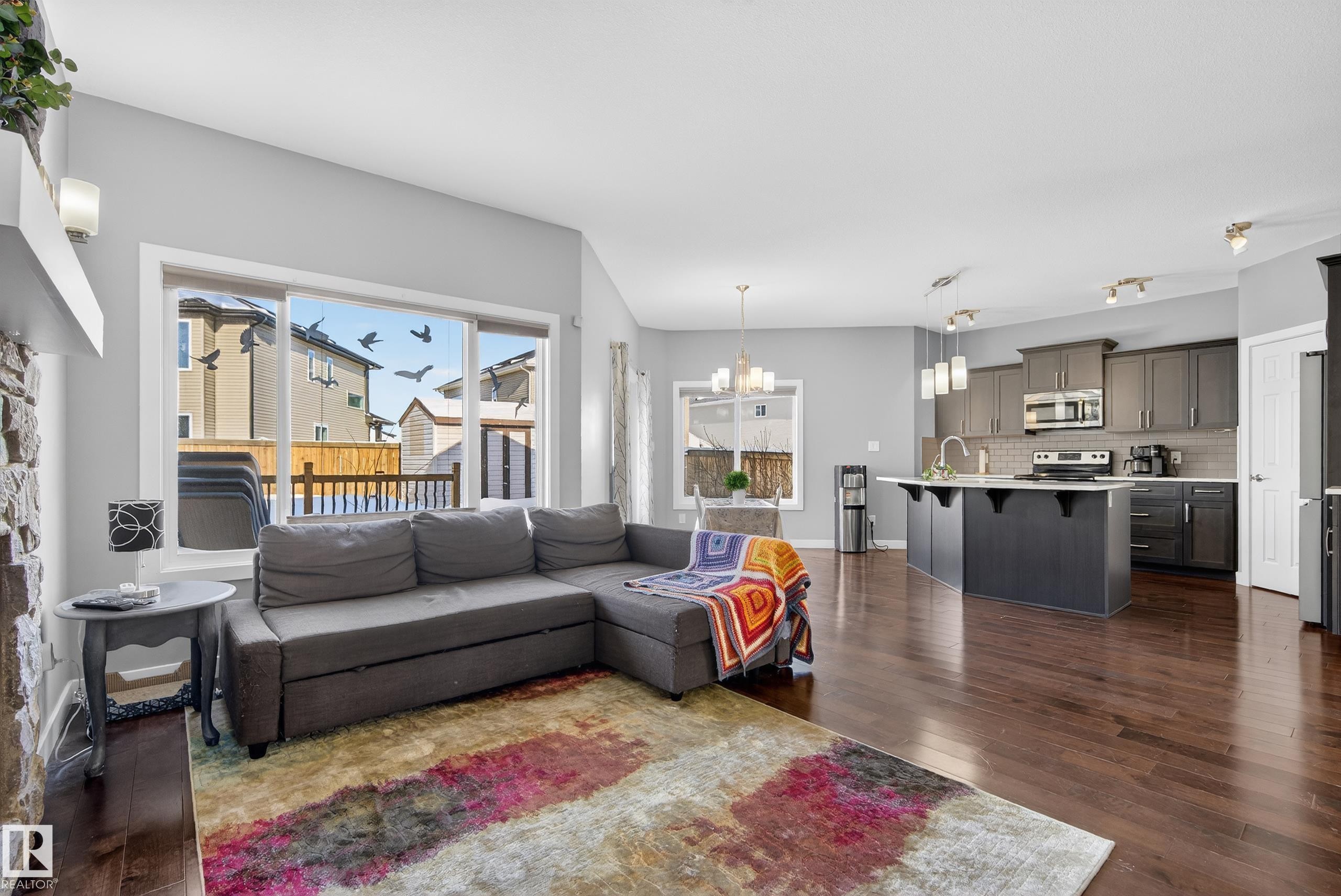 90 Hilldowns Drive, Spruce Grove, AB - Indoor