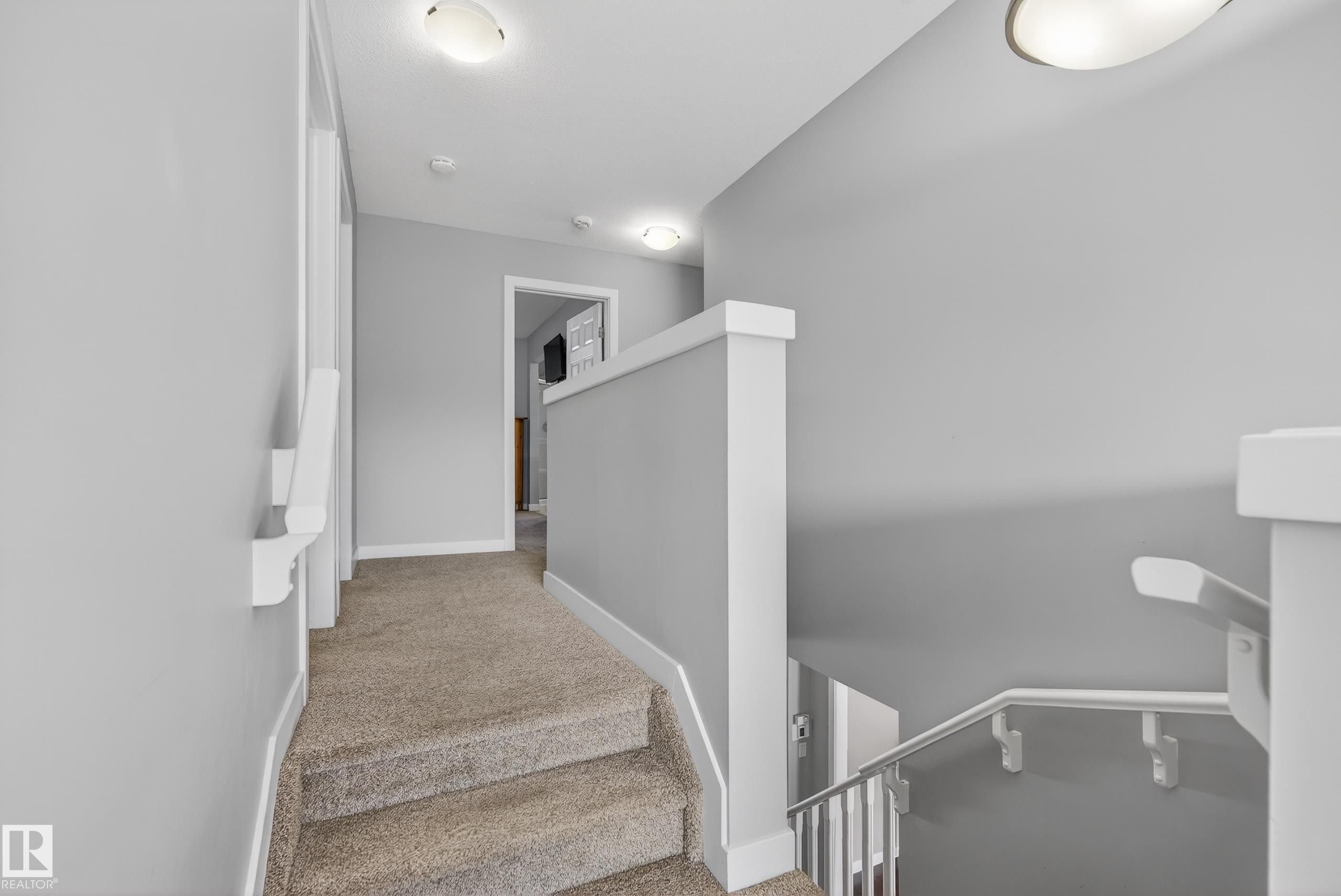 90 Hilldowns Drive, Spruce Grove, AB - Indoor Photo Showing Other Room