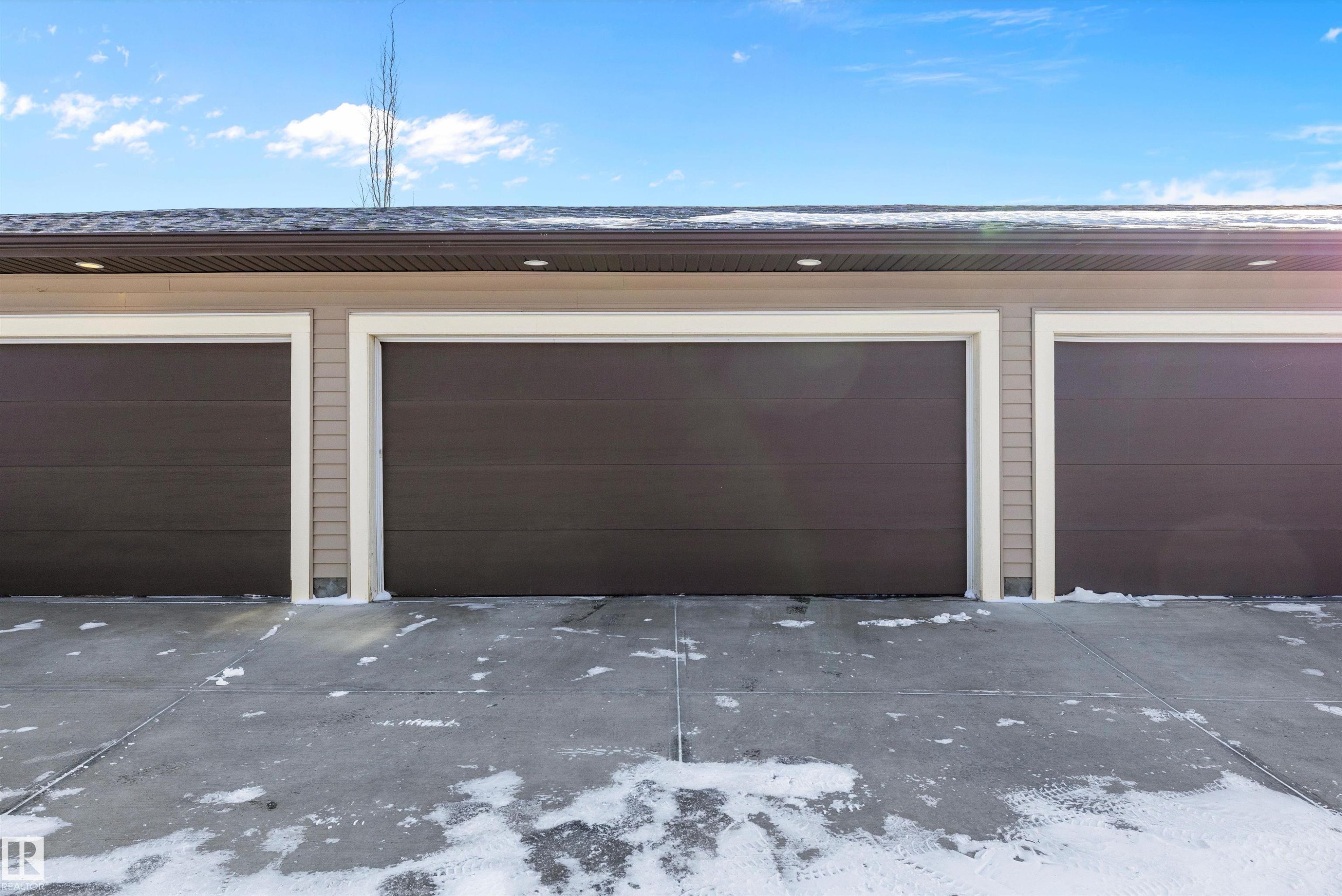 20106 27 Avenue, Edmonton, AB - Outdoor