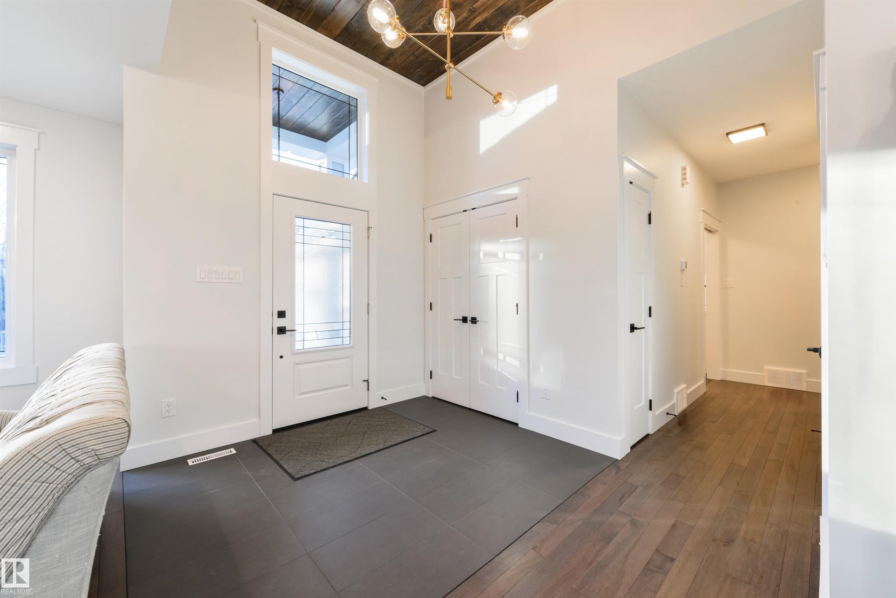 14 2406 Twp Road 540, Rural Lac Ste. Anne County, AB - Indoor Photo Showing Other Room