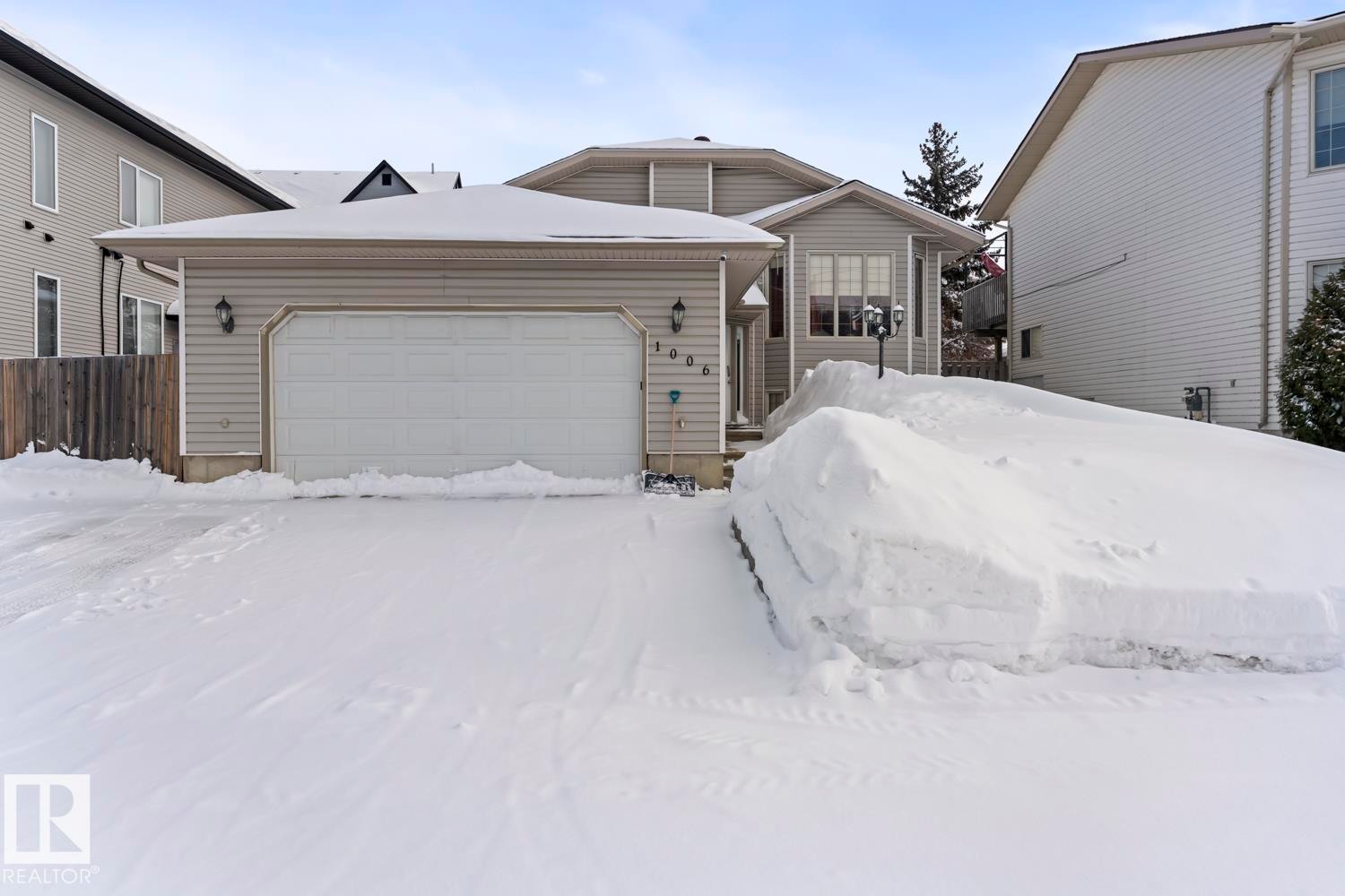 1006 11 Street, Cold Lake, AB - Outdoor