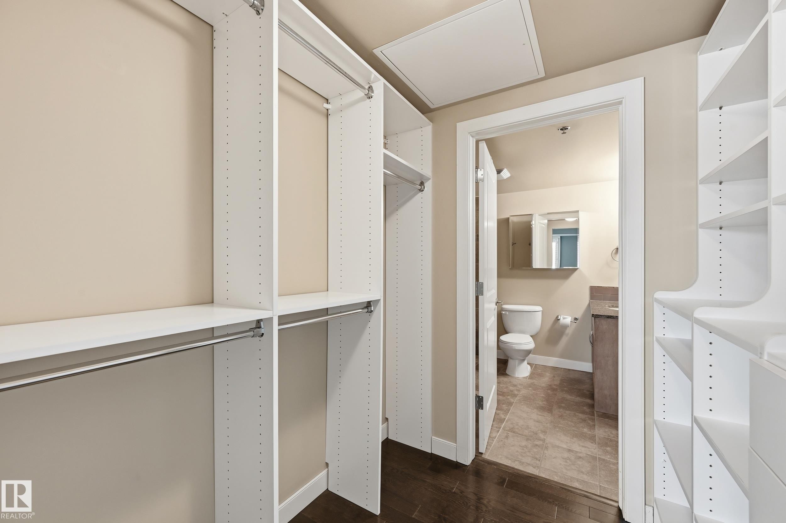 3 35 Sturgeon Road, St. Albert, AB - Indoor