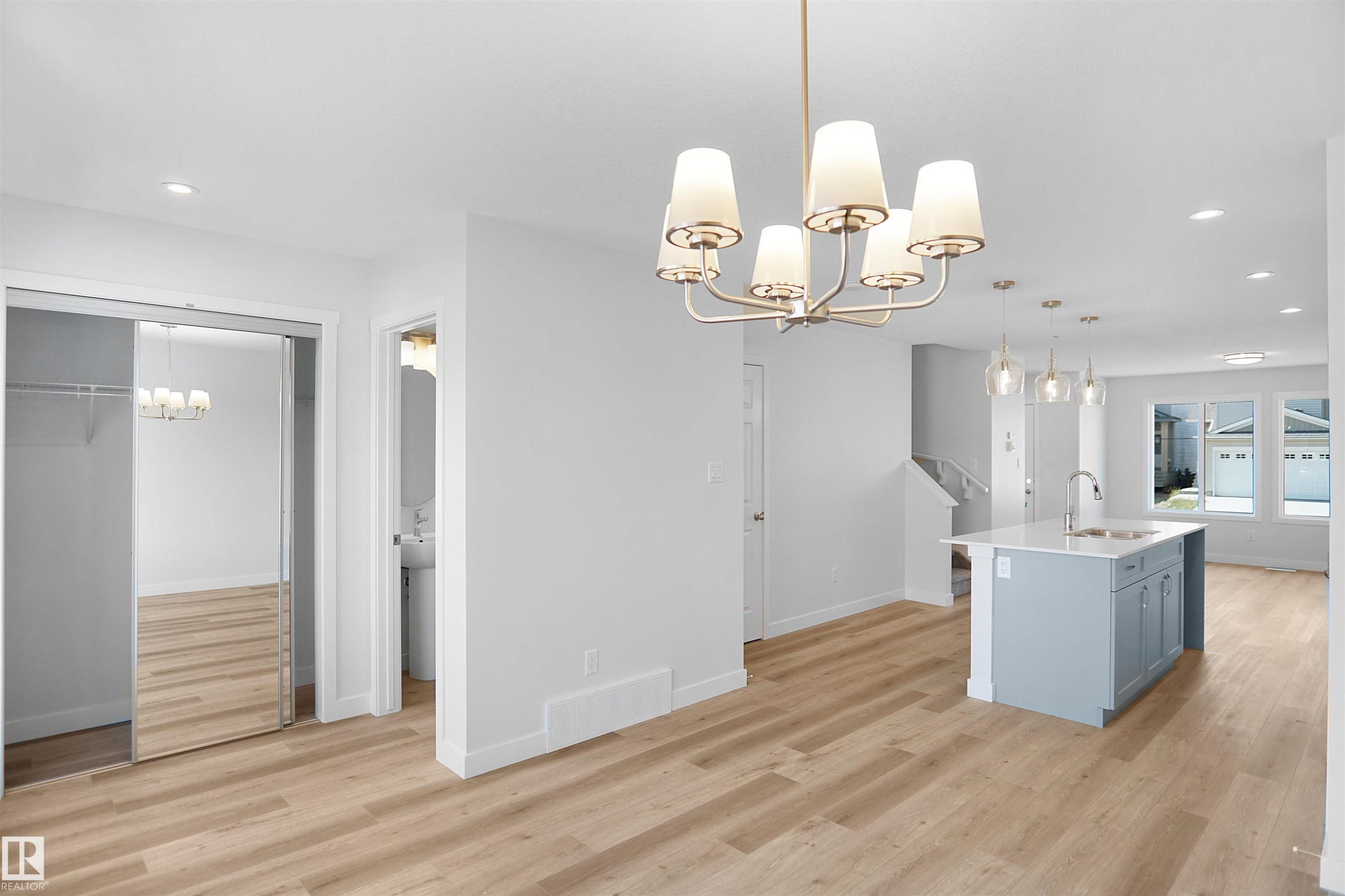 1967 210 Street, Edmonton, AB - Indoor