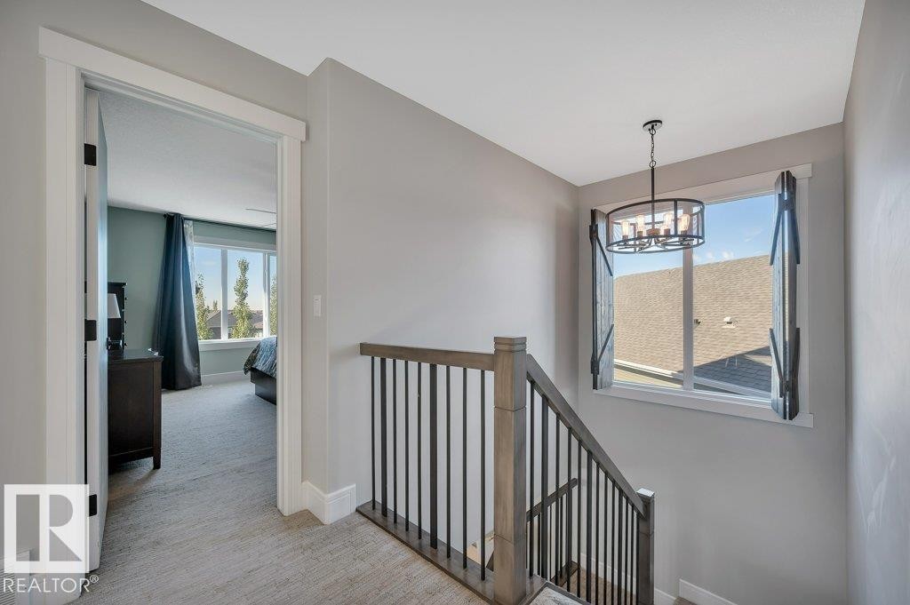 6123 19 Avenue, Edmonton, AB - Indoor Photo Showing Other Room