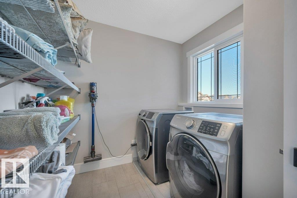 6123 19 Avenue, Edmonton, AB - Indoor Photo Showing Laundry Room