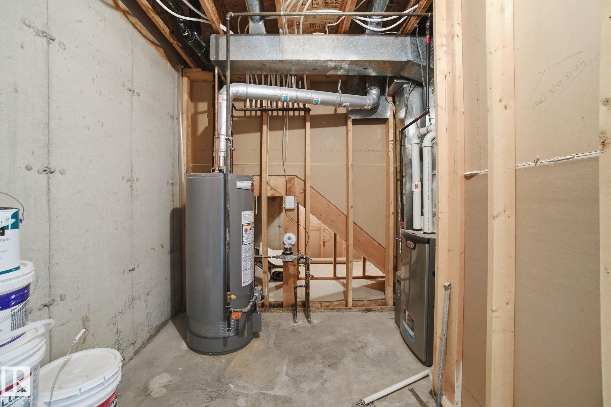 4035 38 Street, Edmonton, AB - Indoor Photo Showing Basement