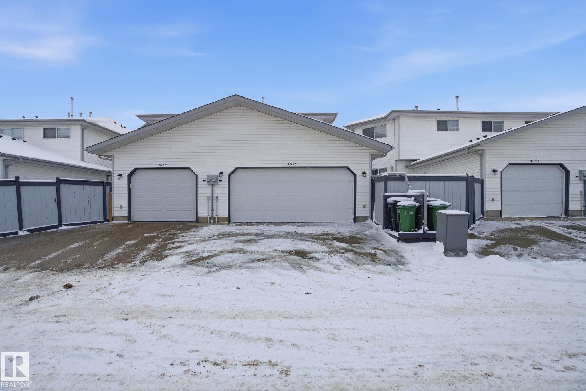 4035 38 Street, Edmonton, AB - Outdoor