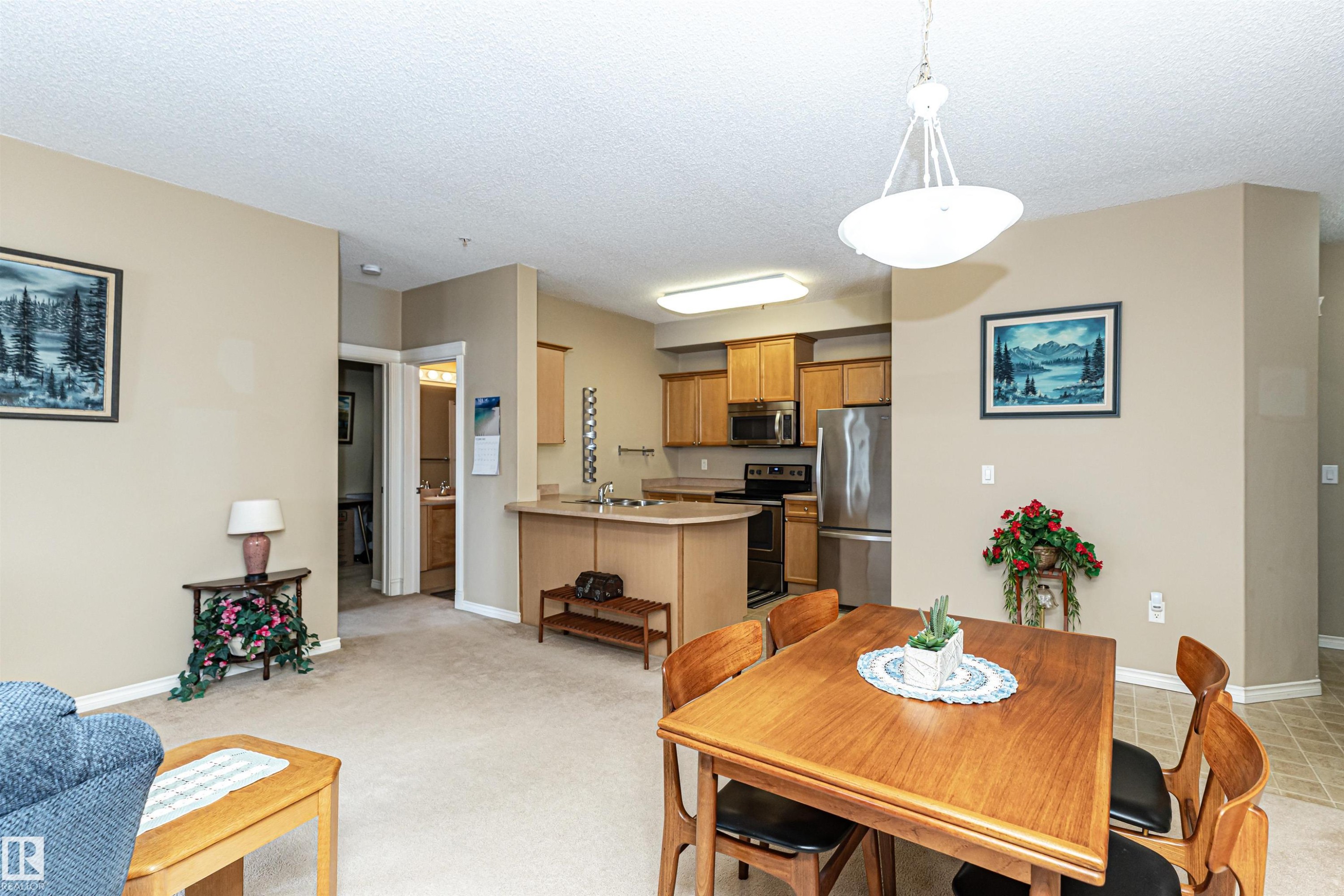 227 16807 100 Avenue, Edmonton, AB - Indoor