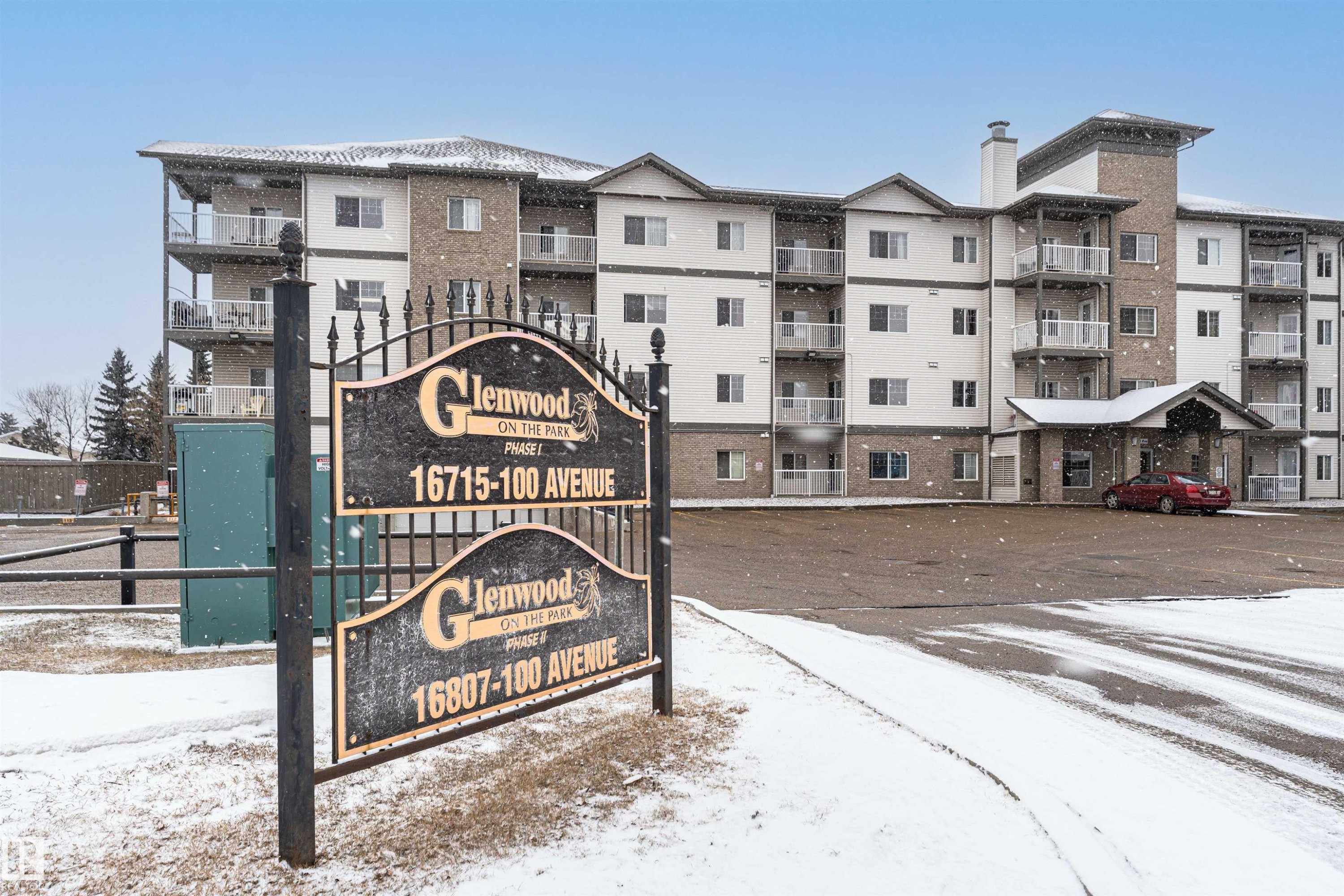 227 16807 100 Avenue, Edmonton, AB - Outdoor With Facade