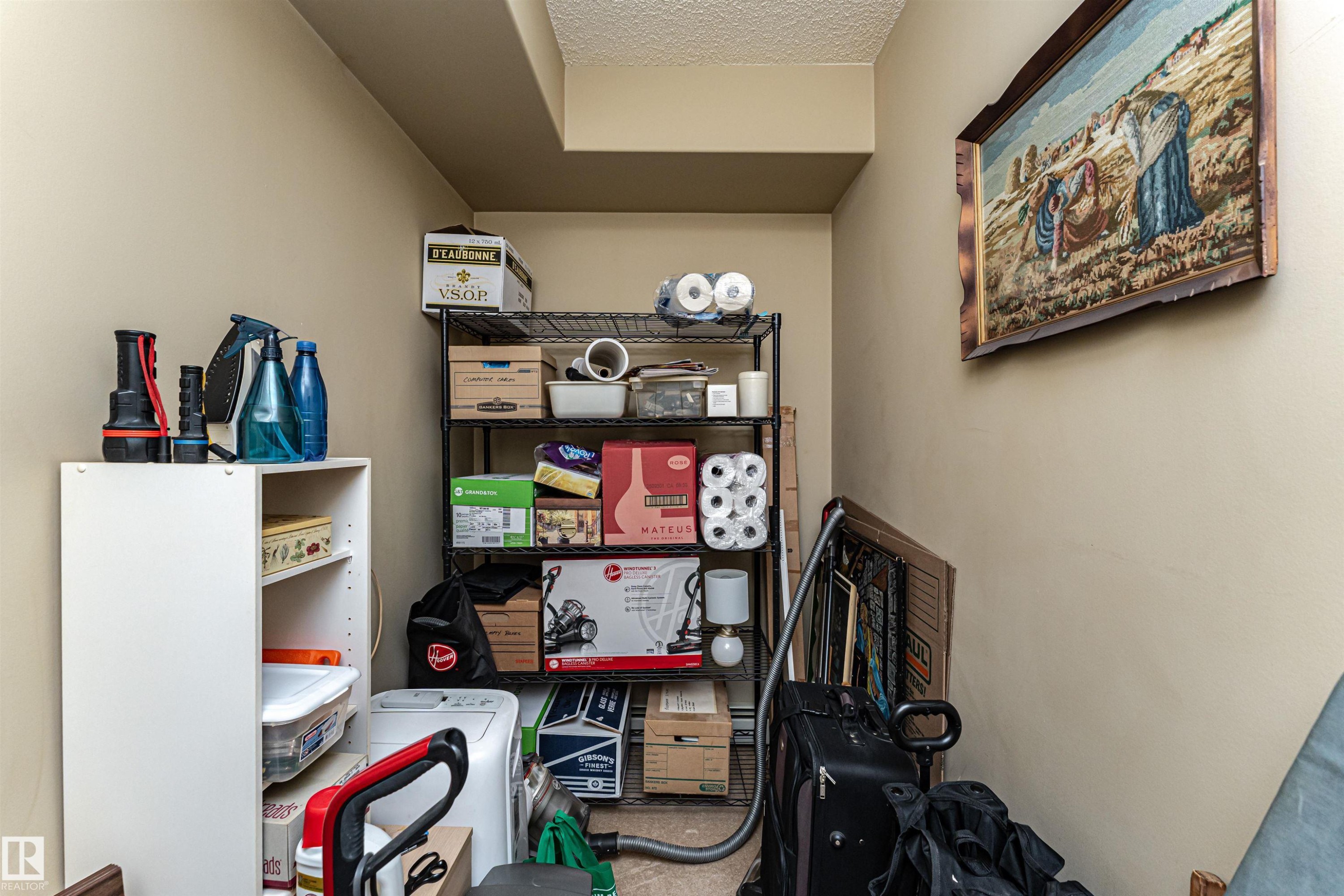 227 16807 100 Avenue, Edmonton, AB - Indoor