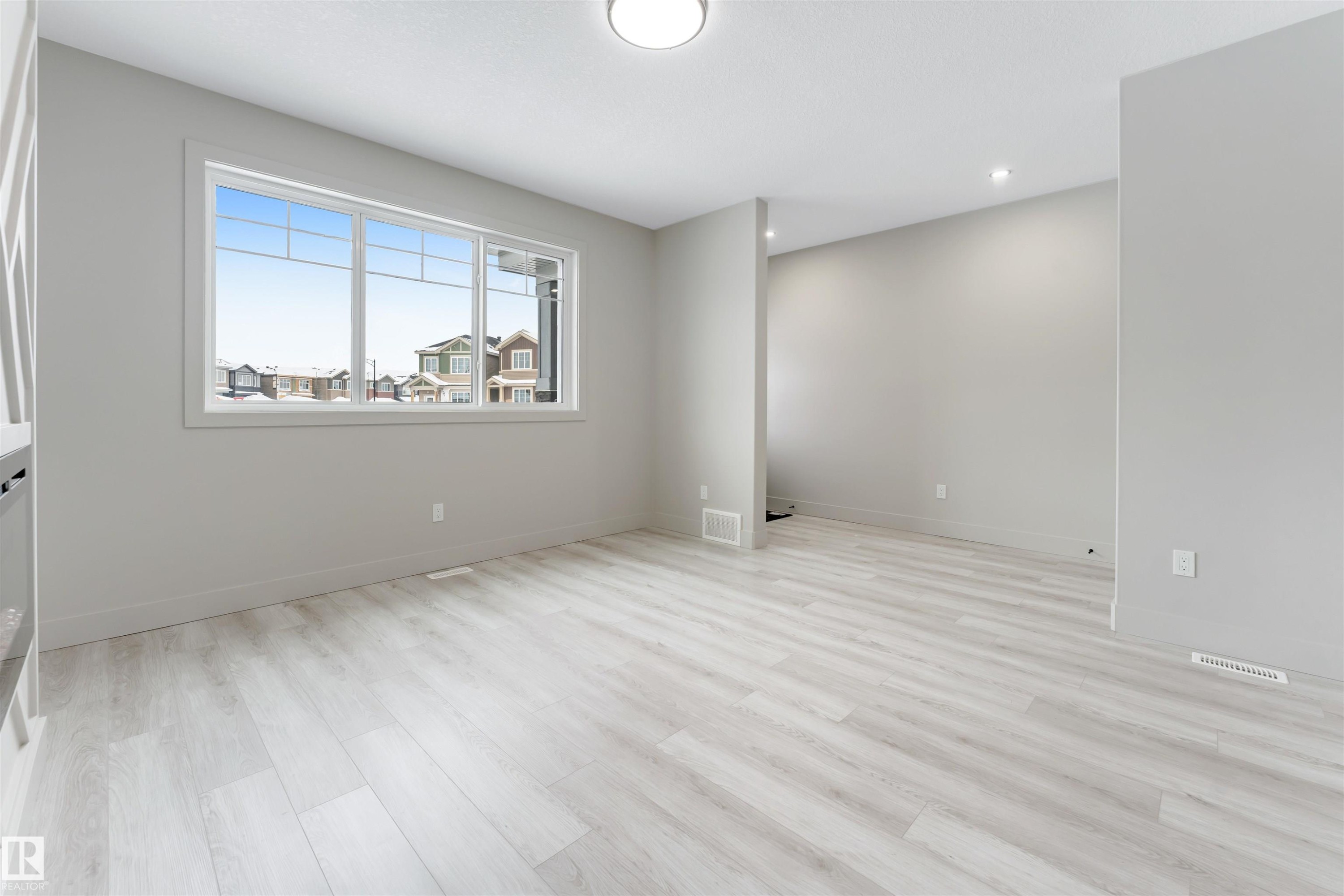 4371 37 Street, Beaumont, AB - Indoor Photo Showing Other Room