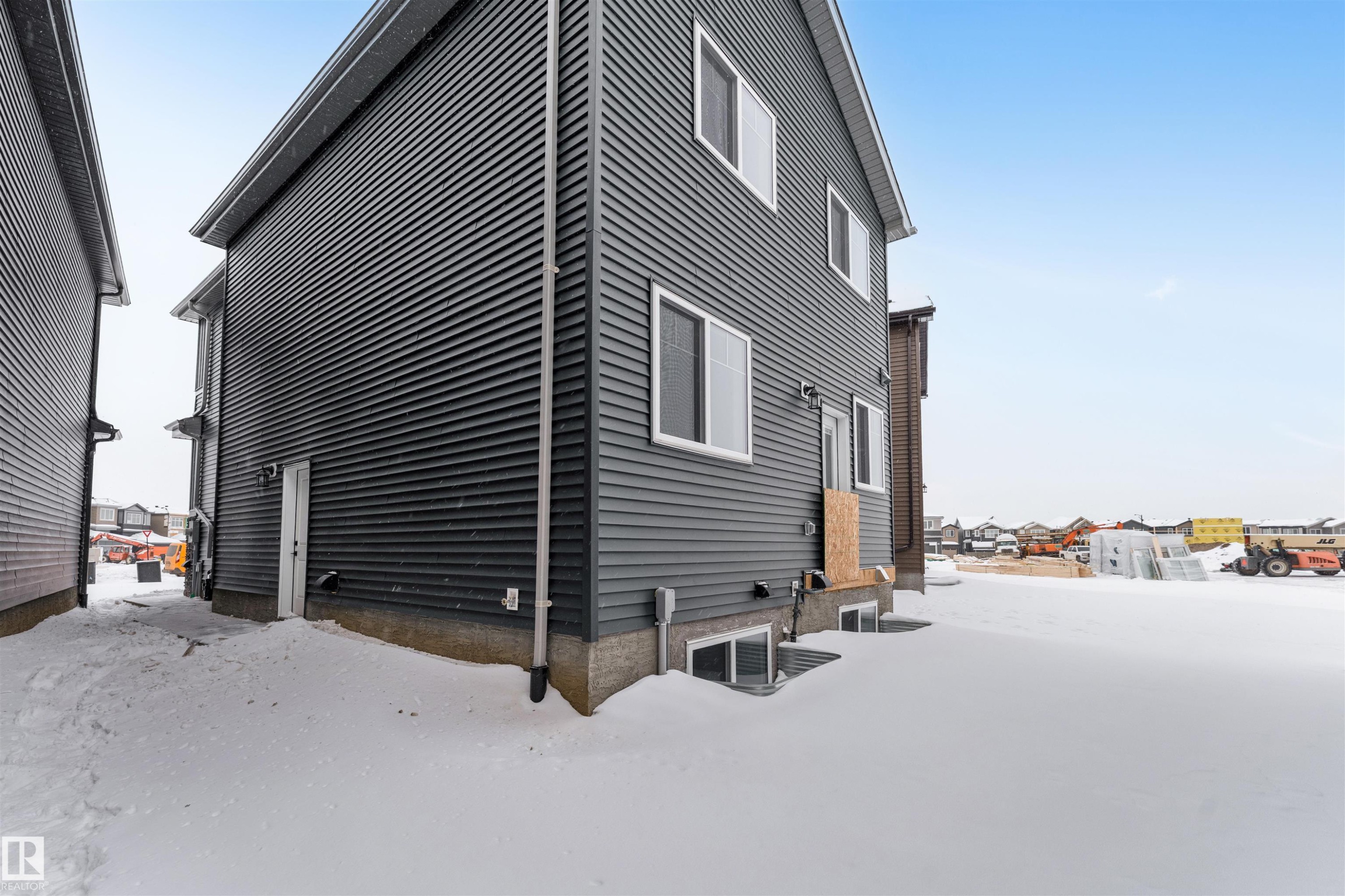 4371 37 Street, Beaumont, AB - Outdoor