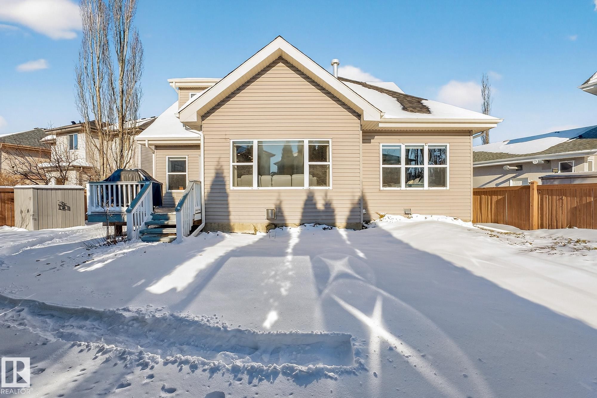 2036 Hilliard Place, Edmonton, AB - Outdoor