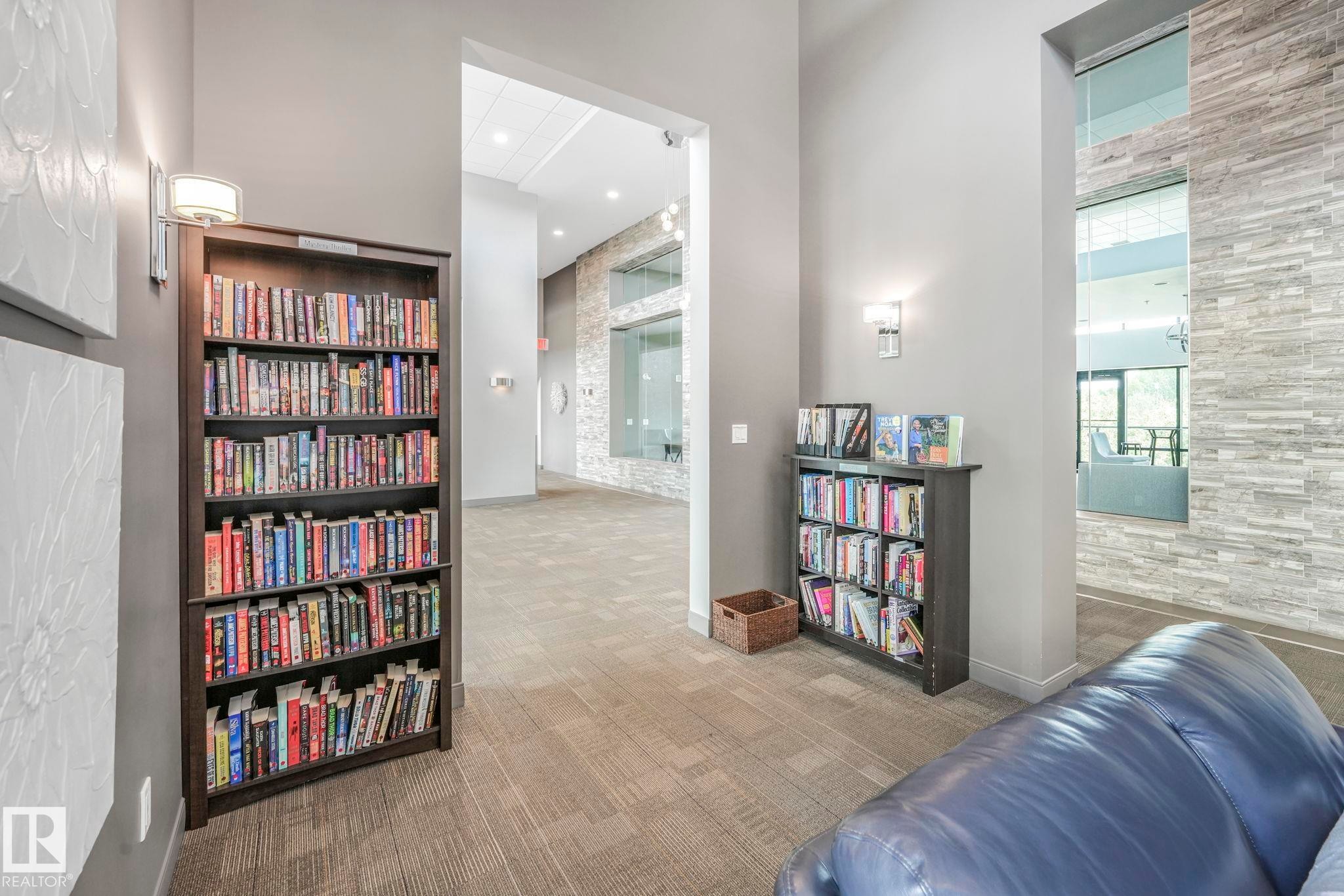 814 200 Bellerose Drive, St. Albert, AB - Indoor