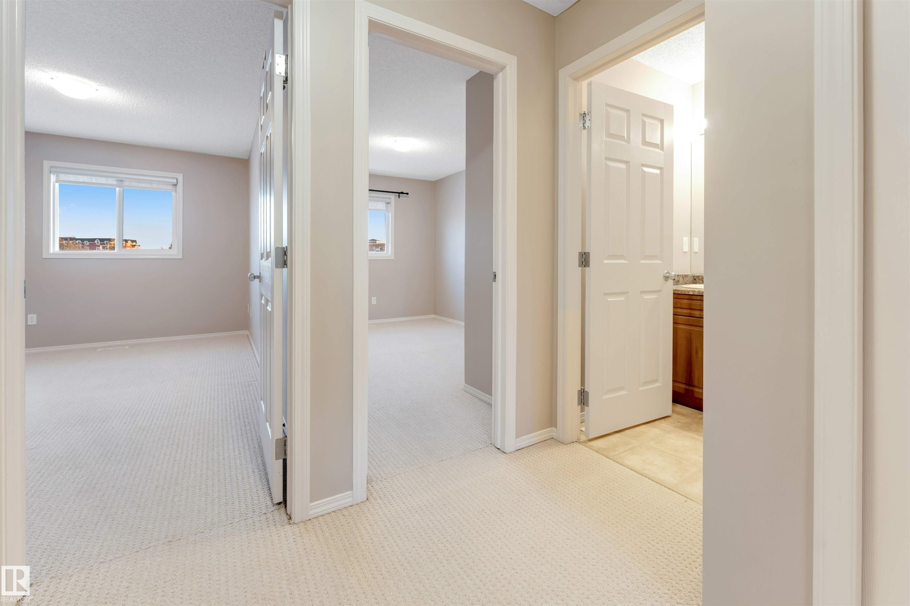1625 Melrose Place, Edmonton, AB - Indoor Photo Showing Other Room