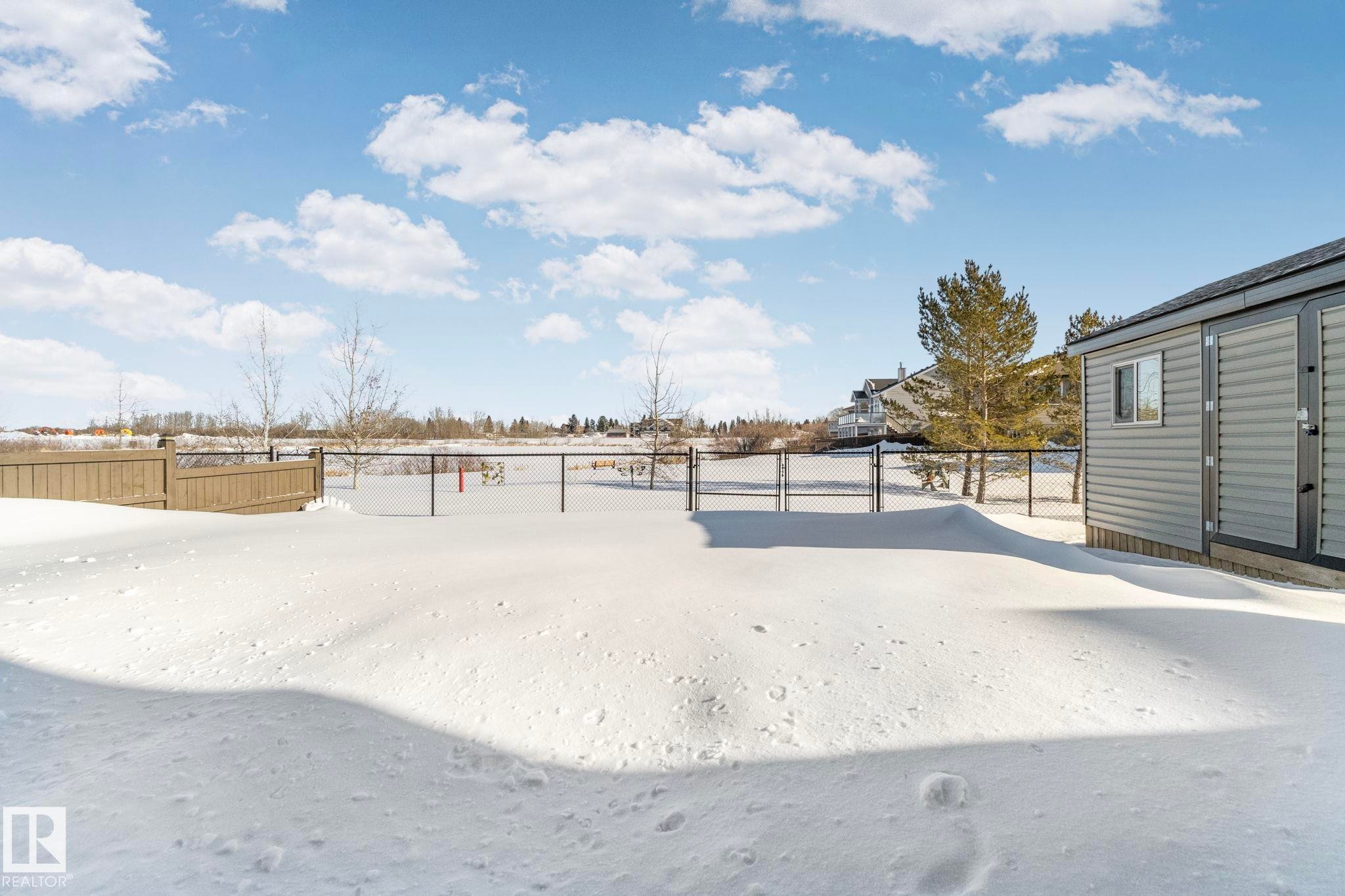 105 Houle Drive, Morinville, AB - Outdoor With View