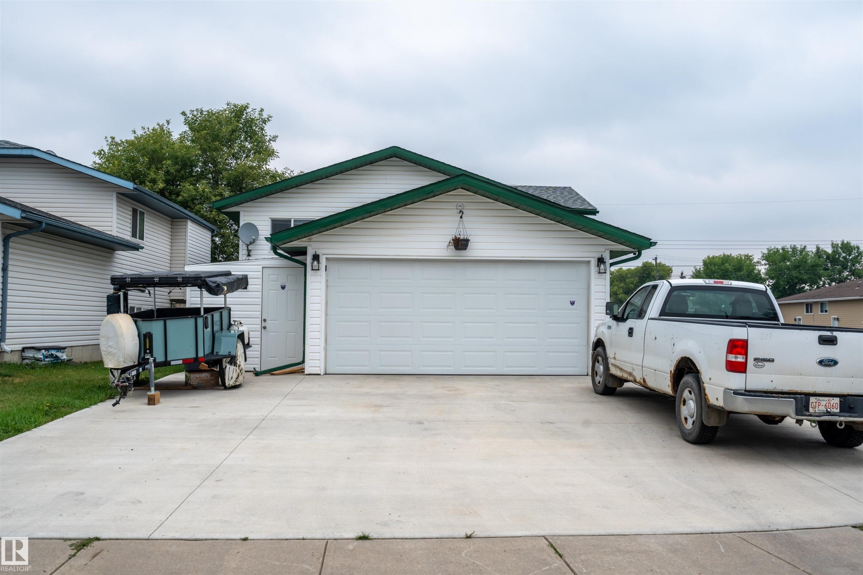 4502 49 Avenue, Cold Lake, AB - Outdoor With Exterior