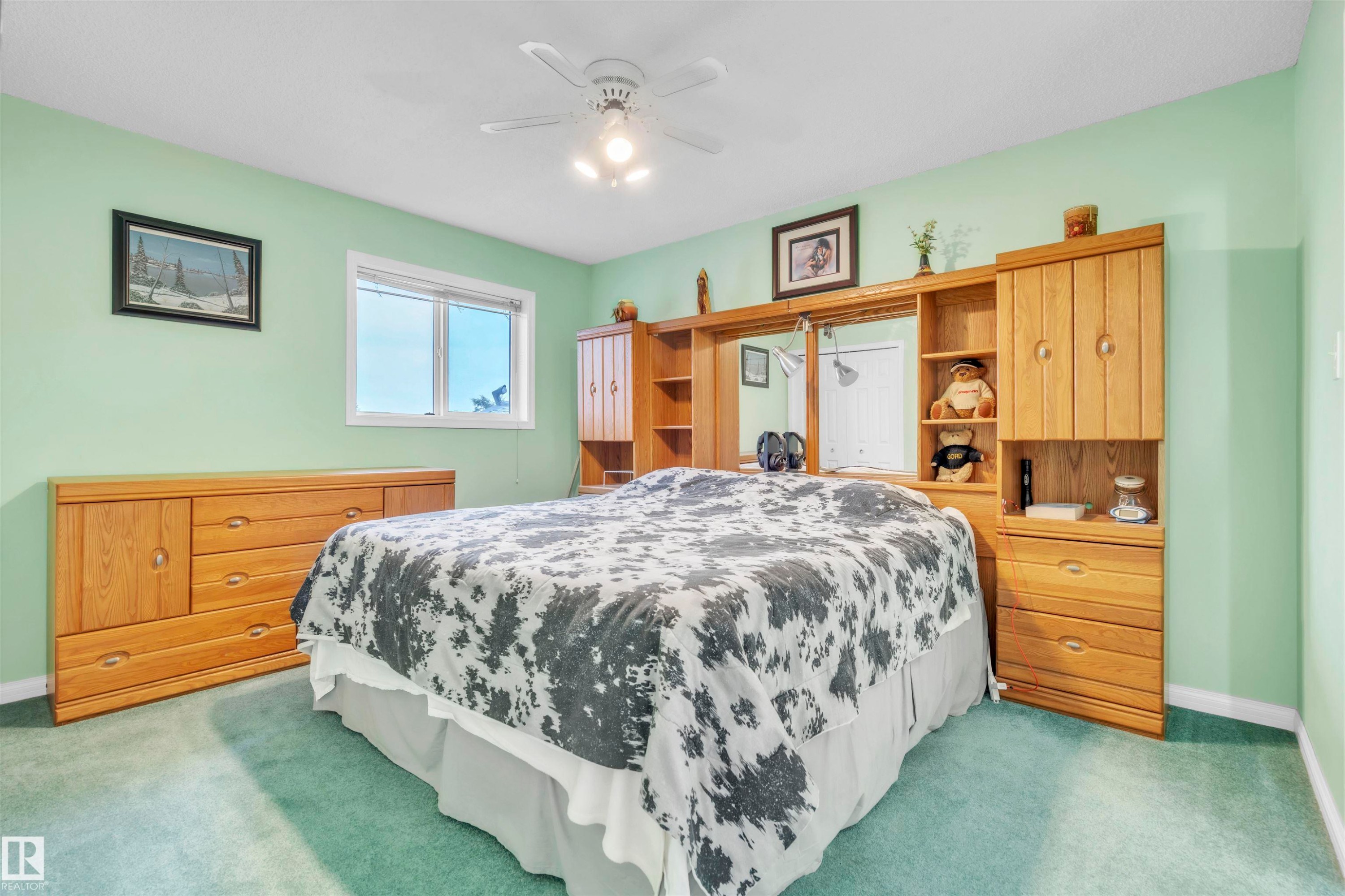4502 49 Avenue, Cold Lake, AB - Indoor Photo Showing Bedroom