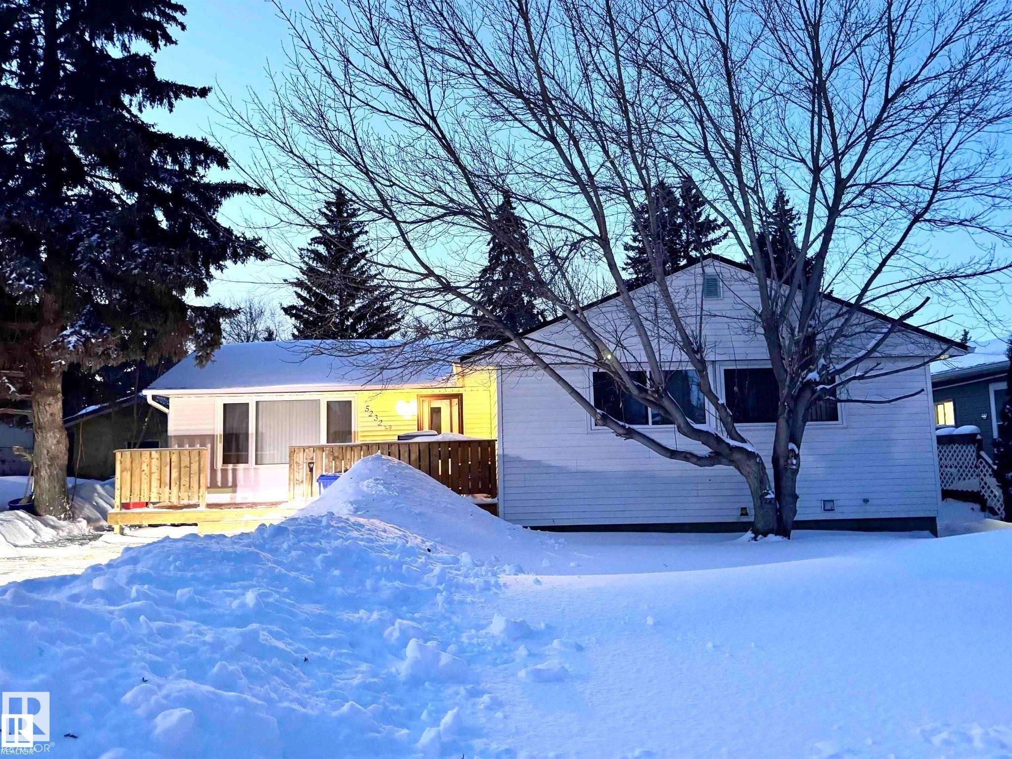 5232 49 Street, Willingdon, AB - Outdoor