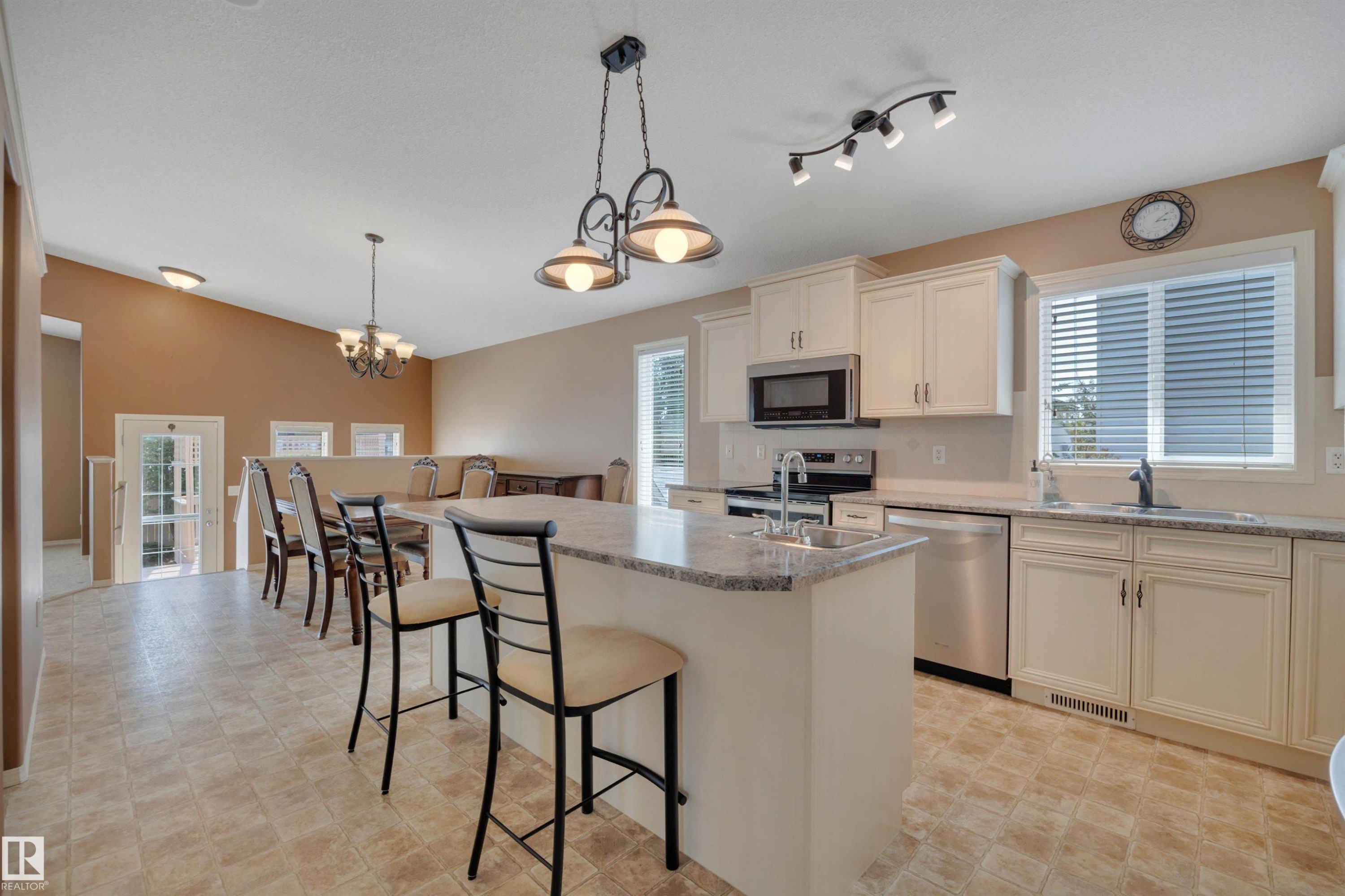 3503 20 Street, Edmonton, AB - Indoor Photo Showing Kitchen