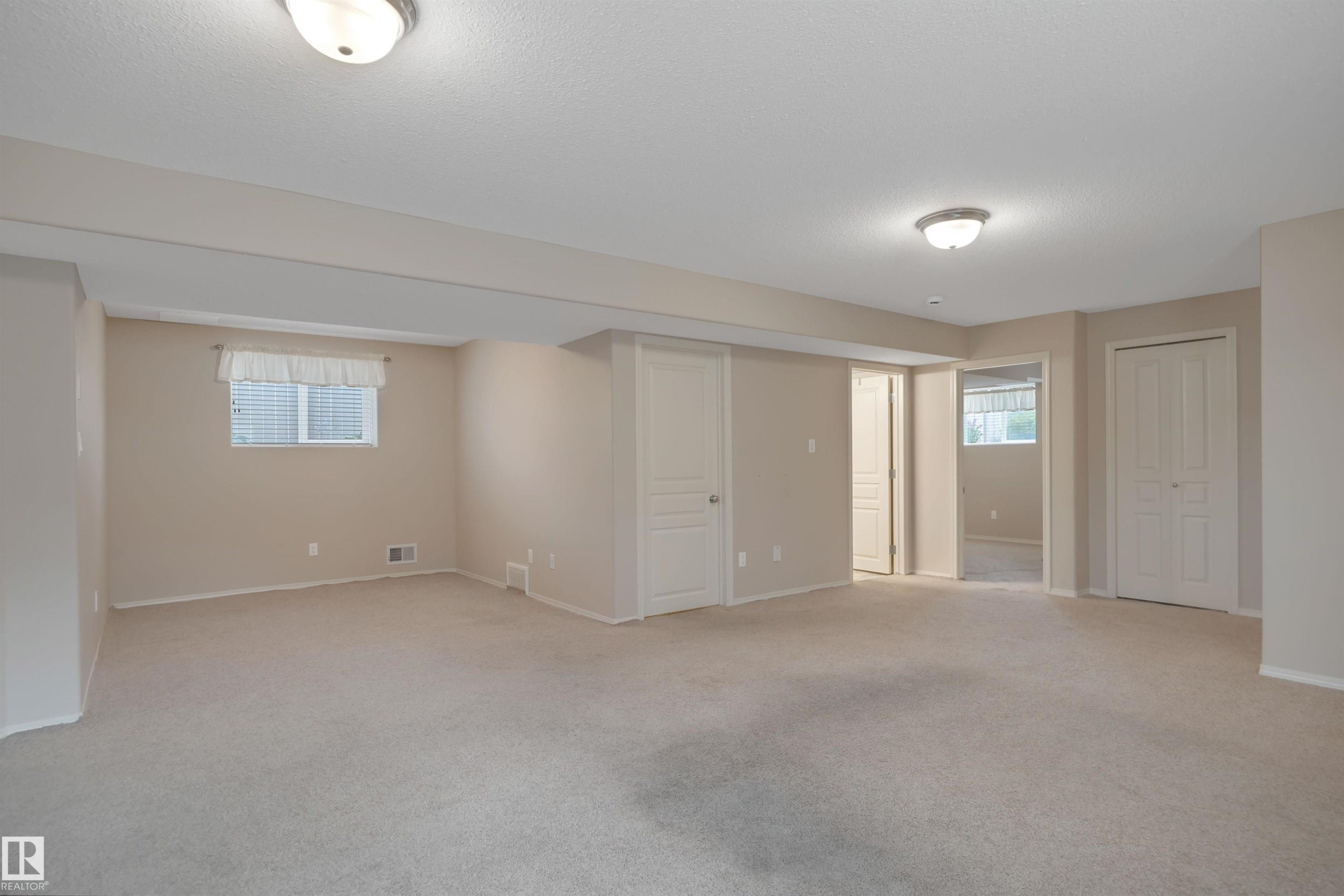 3503 20 Street, Edmonton, AB - Indoor