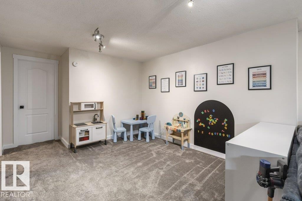 3502 41 Street, Leduc, AB - Indoor Photo Showing Other Room