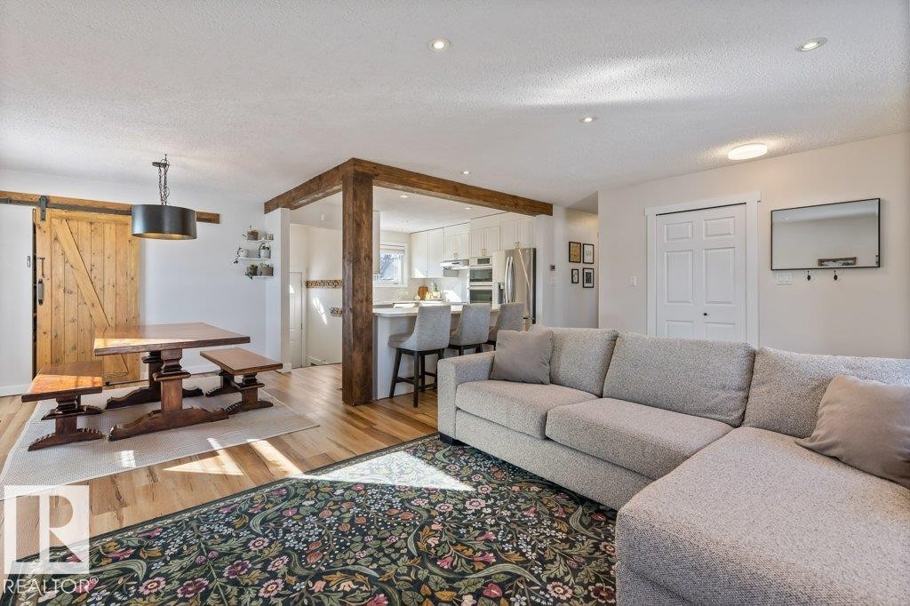3502 41 Street, Leduc, AB - Indoor Photo Showing Living Room