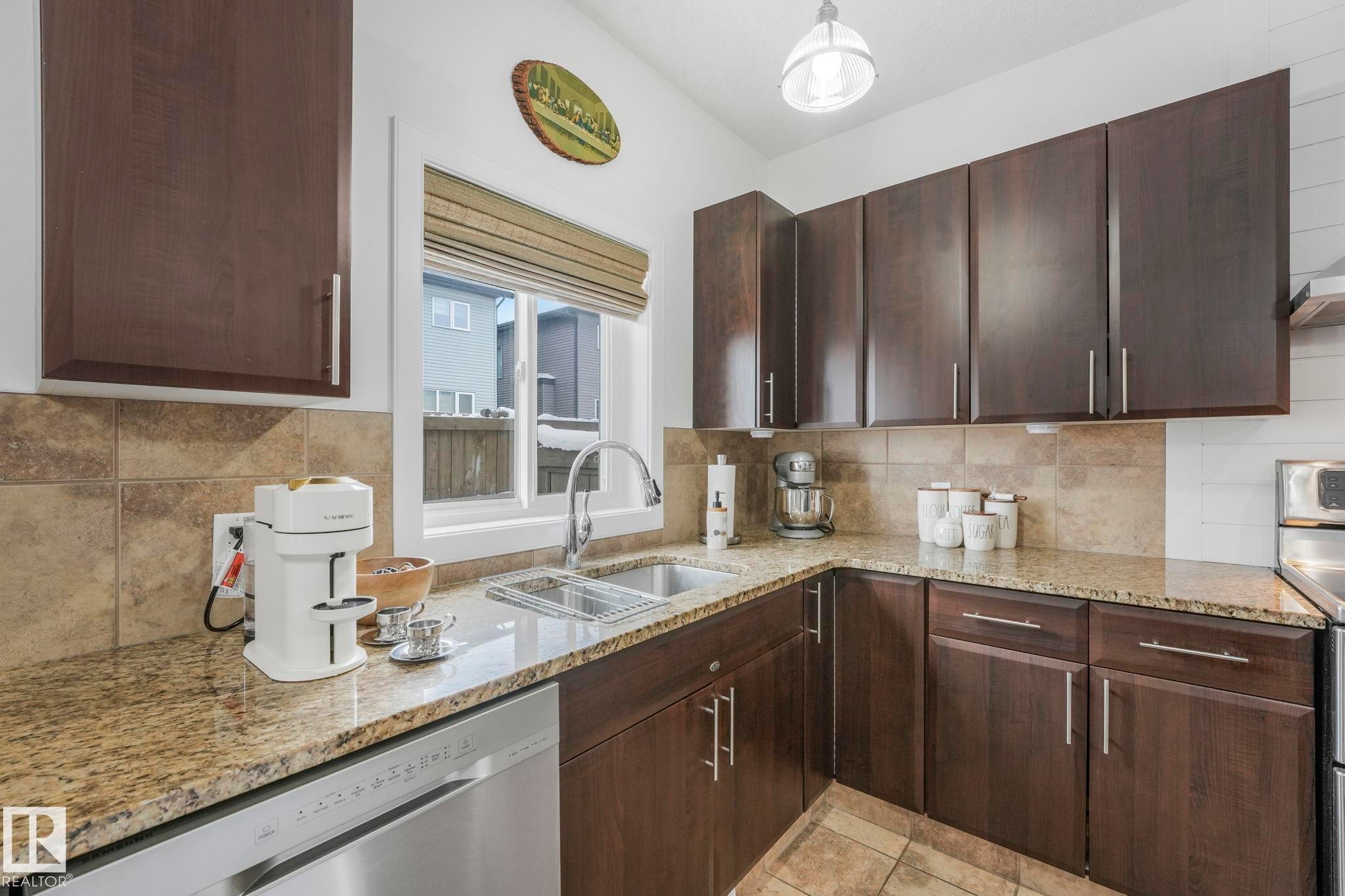 3 450 Mcconachie Way, Edmonton, AB - Indoor Photo Showing Kitchen With Double Sink