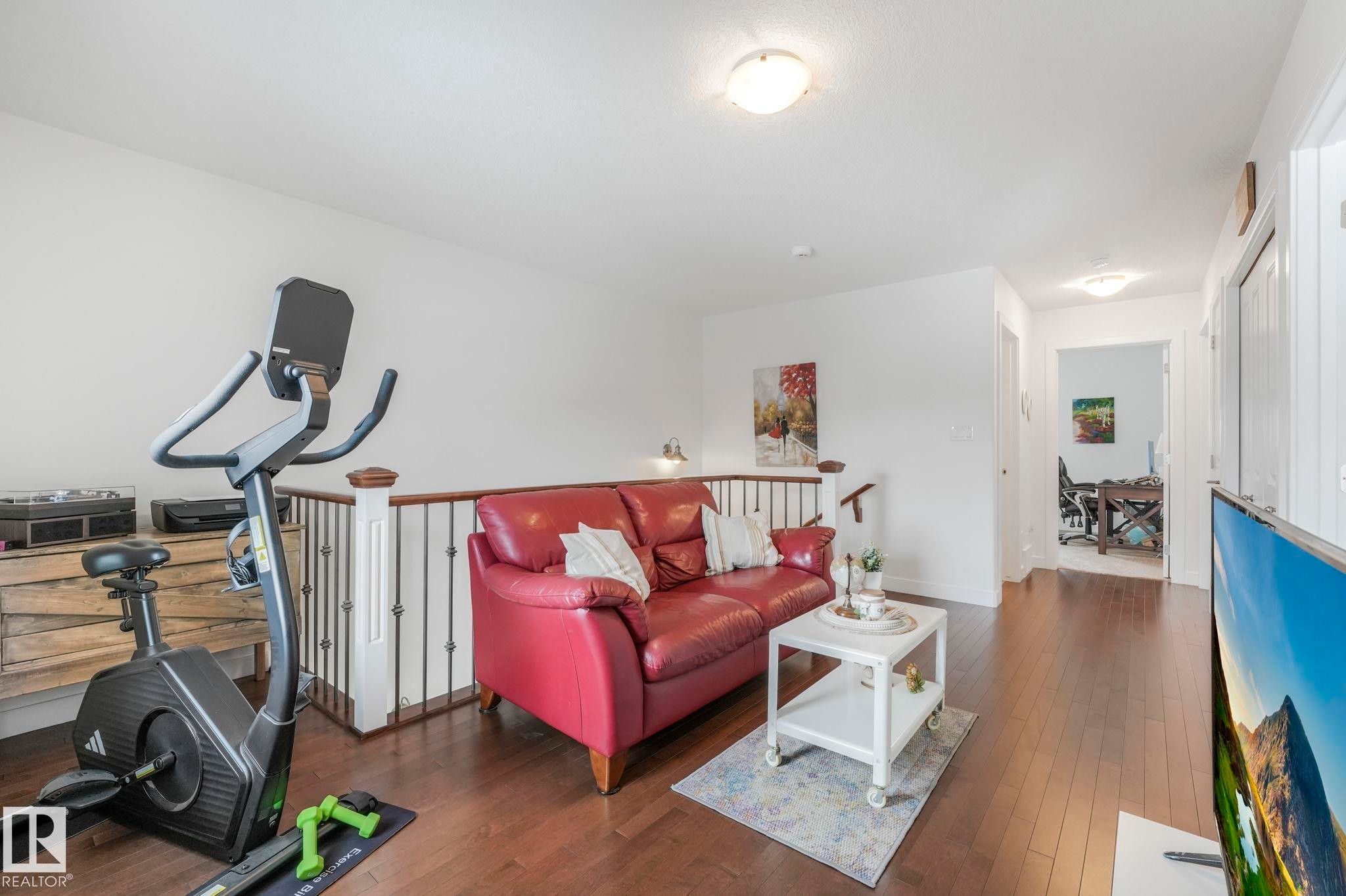 3 450 Mcconachie Way, Edmonton, AB - Indoor