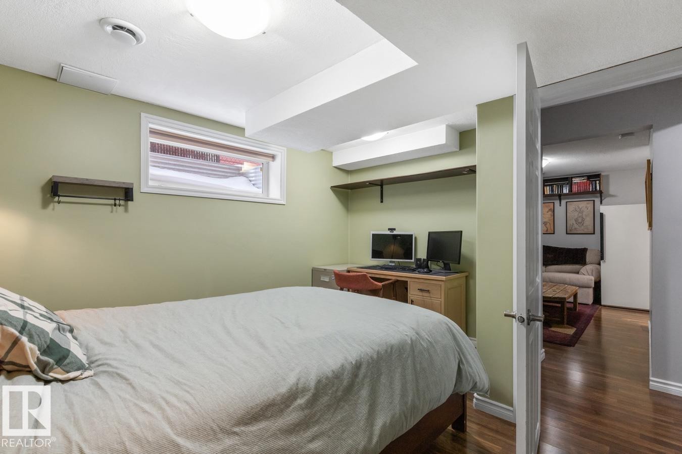 3820 53 Street, Gibbons, AB - Indoor Photo Showing Bedroom