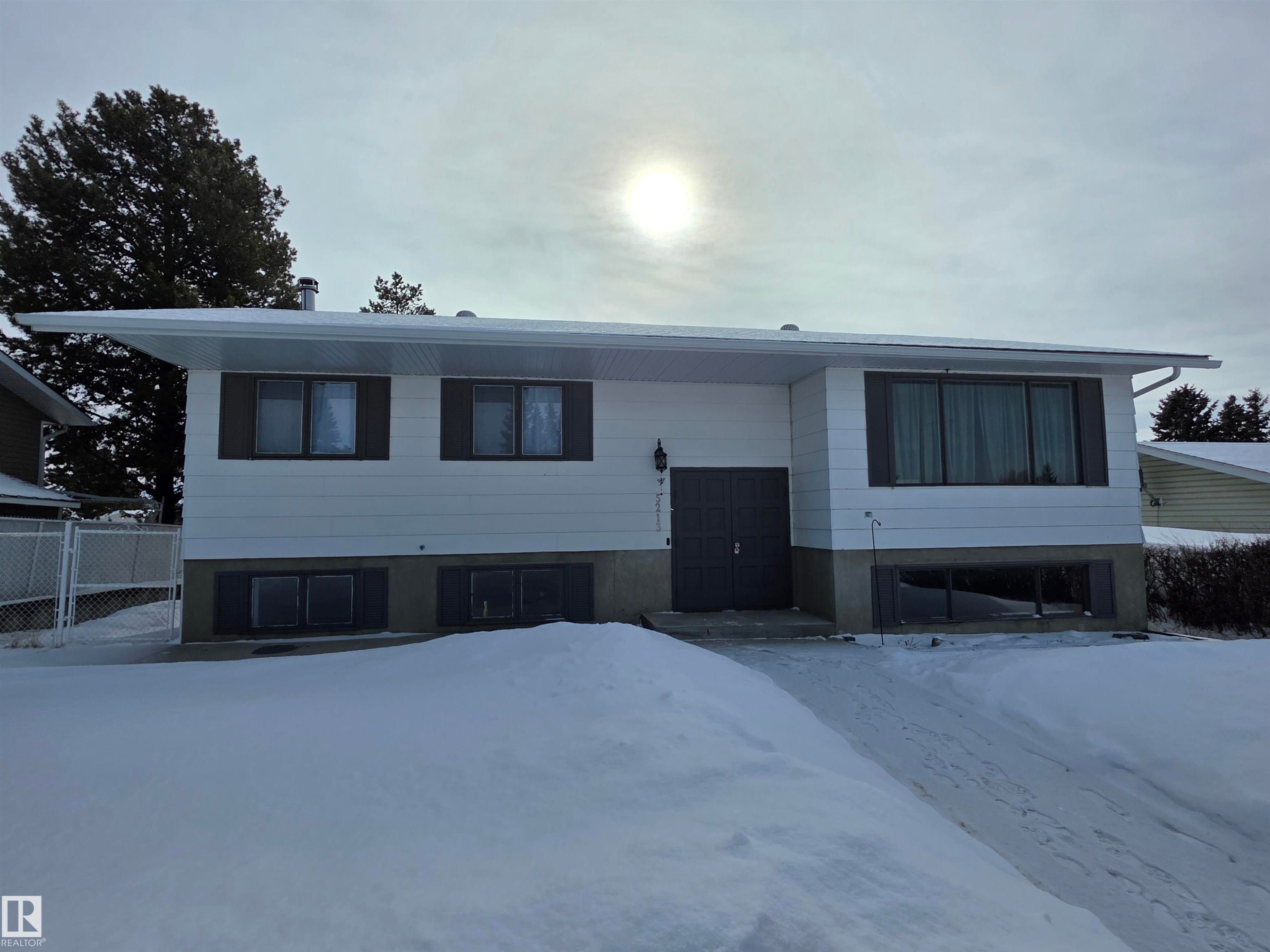 5213 46 Avenue, Drayton Valley, AB - Outdoor