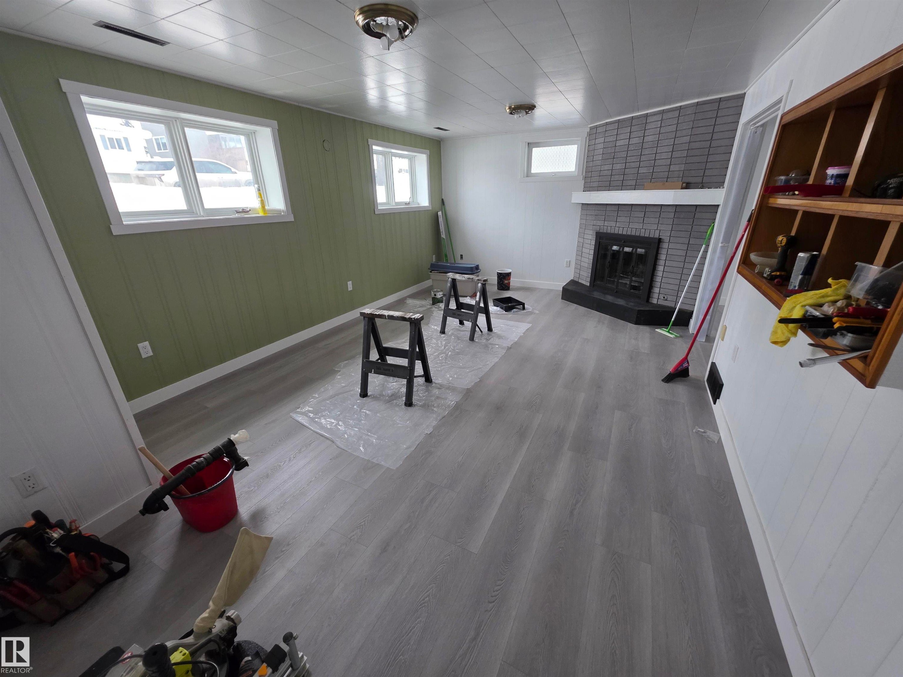 5213 46 Avenue, Drayton Valley, AB - Indoor Photo Showing Other Room