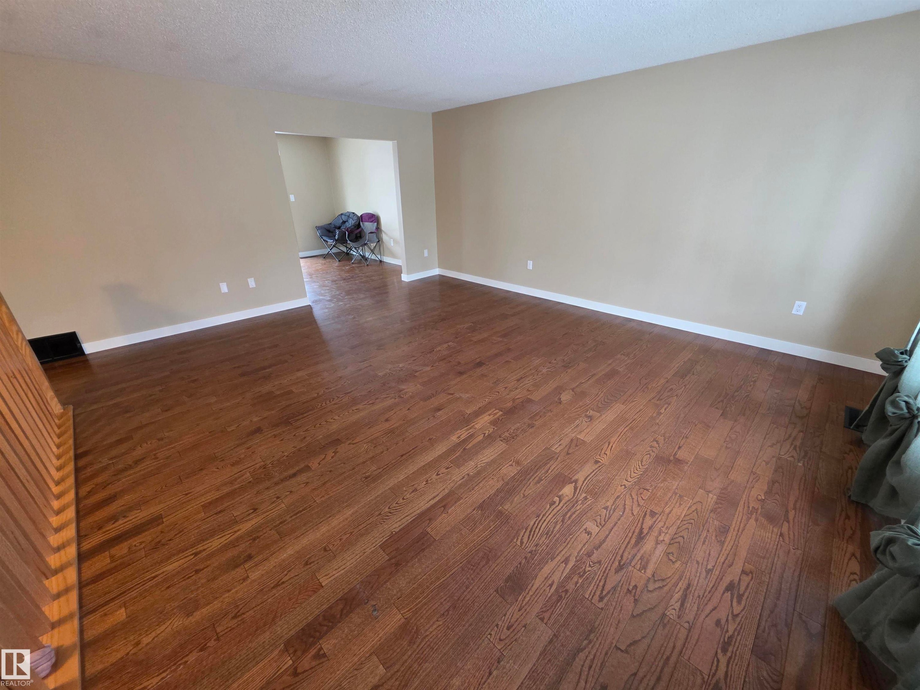 5213 46 Avenue, Drayton Valley, AB - Indoor Photo Showing Other Room