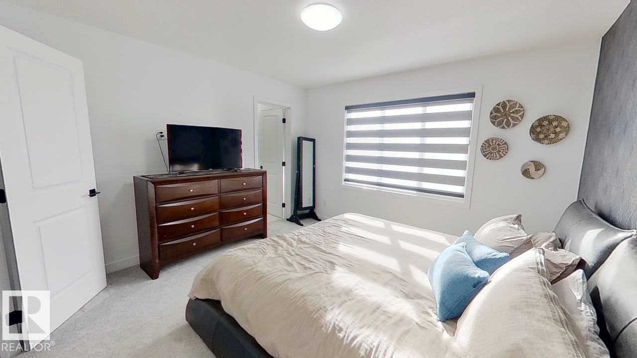 1758 Erker Way, Edmonton, AB - Indoor Photo Showing Bedroom